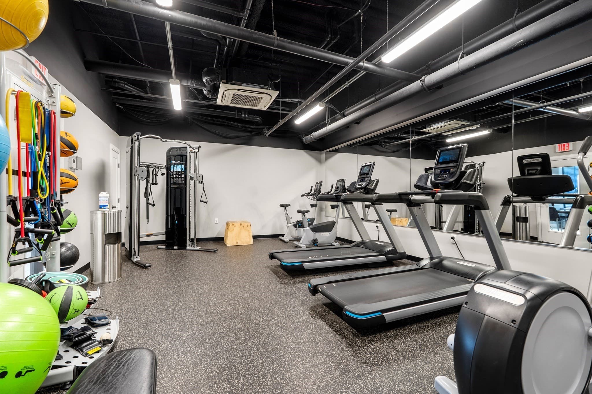 Condominium at 20 West Fifth # 5I, Boston MA 02127, photo 22 of 25