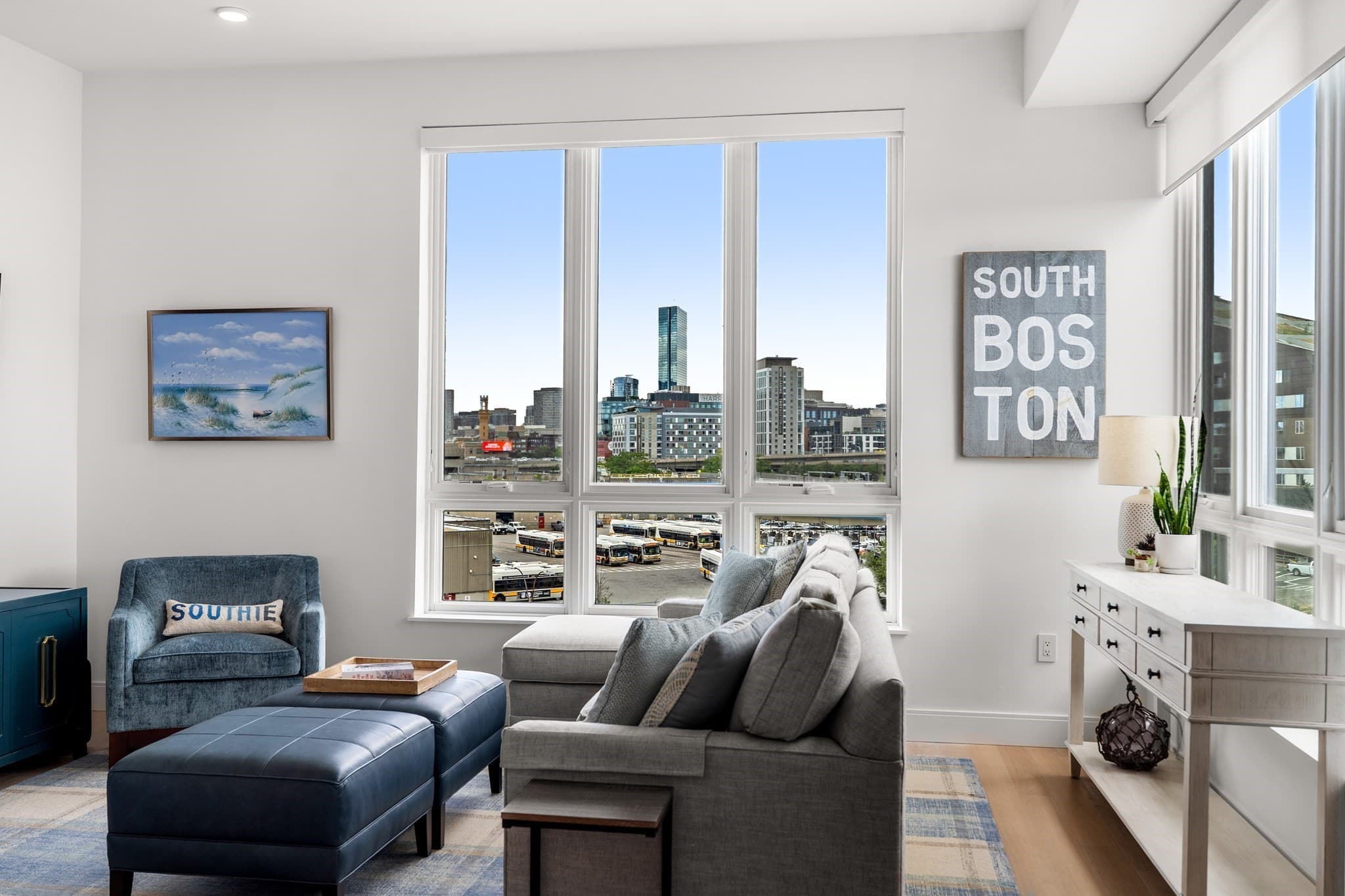 Condominium at 20 West Fifth # 5I, Boston MA 02127, photo 3 of 25