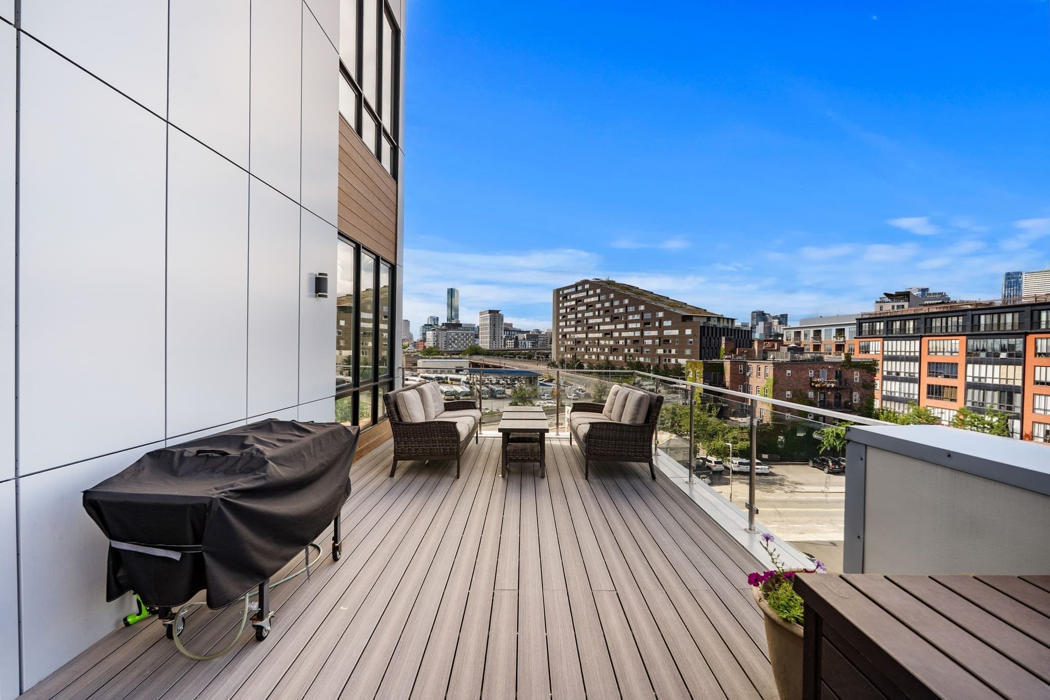 Condominium at 20 West Fifth # 5I, Boston MA 02127, photo 15 of 25