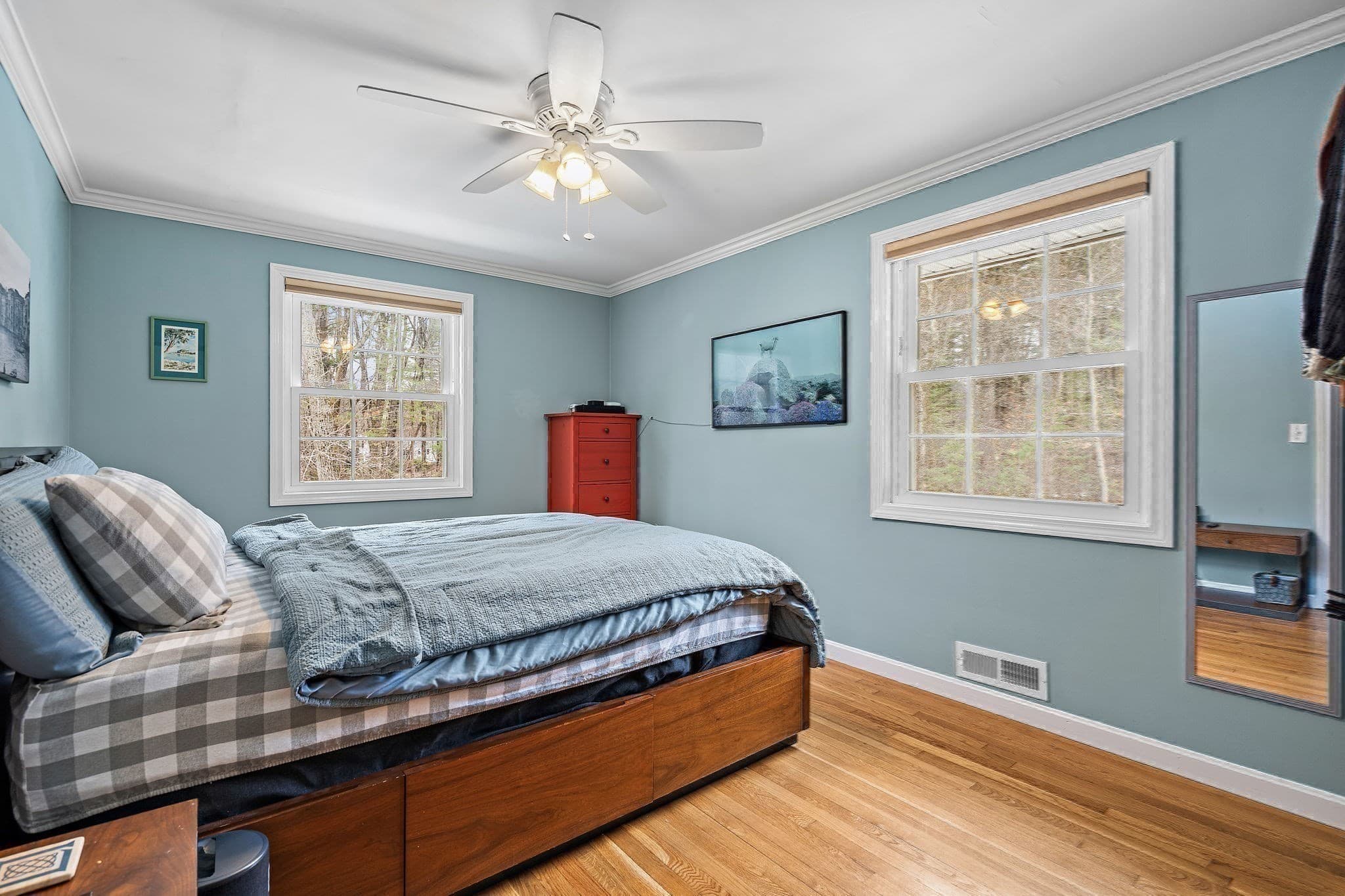 Single Family Residence at 7 Pecos Circle, Chelmsford MA 01824, Chelmsford, photo 10 of 23