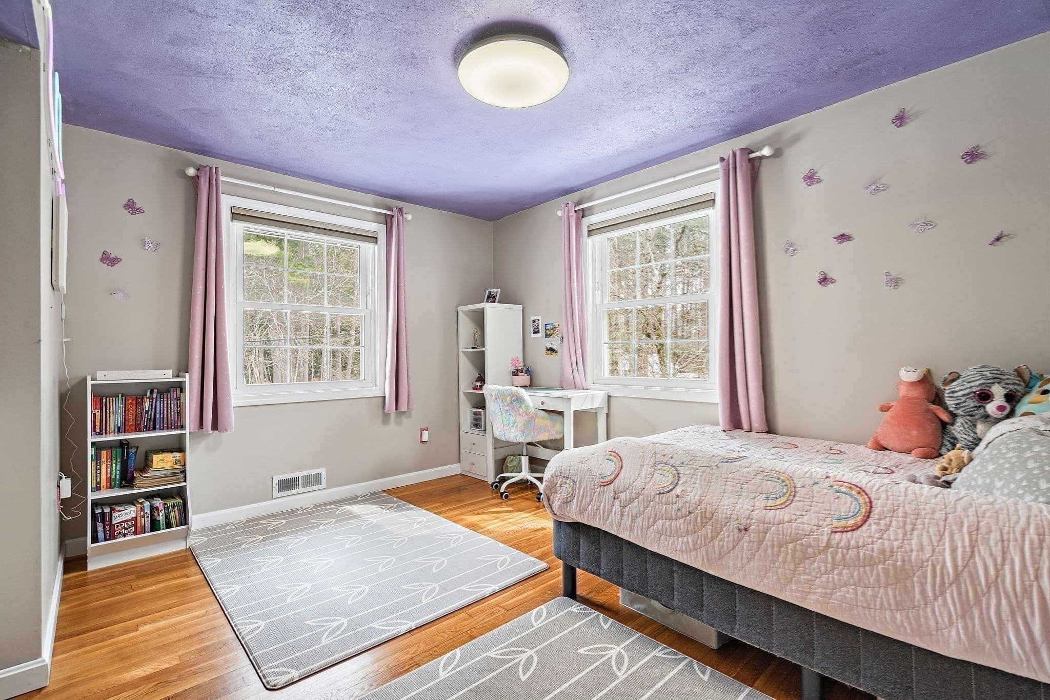 Single Family Residence at 7 Pecos Circle, Chelmsford MA 01824, Chelmsford, photo 11 of 23