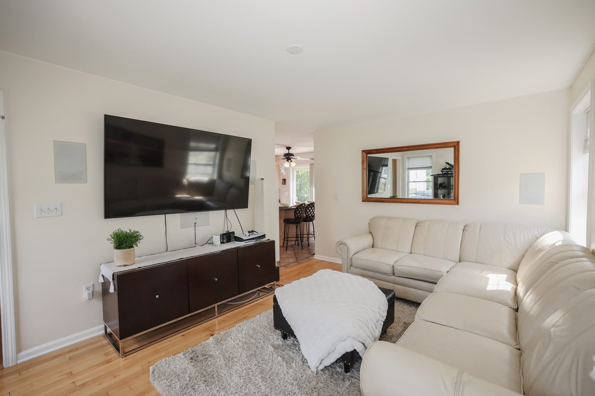 Condominium at 1 Pine Blf # 1, Derry NH 03038, Derry, photo 13 of 34