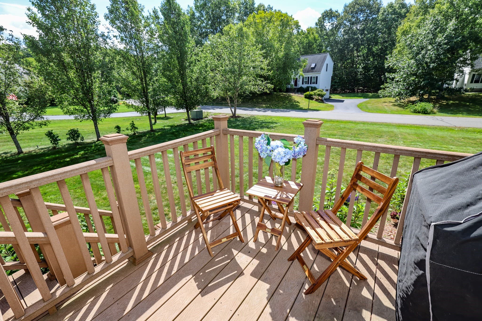 Condominium at 1 Pine Blf # 1, Derry NH 03038, Derry, photo 9 of 34