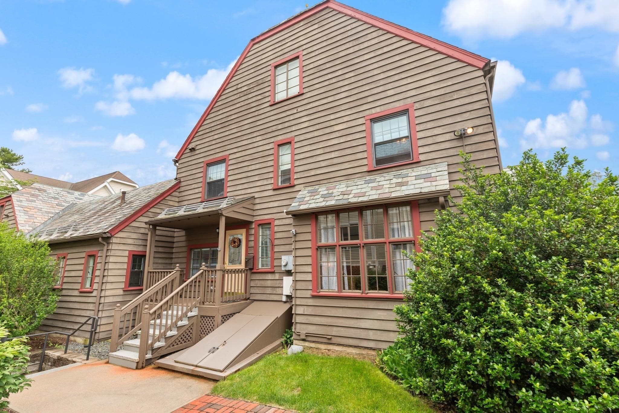 Condominium at 160 Daniel Webster Hwy # 160, Nashua NH 03060, Nashua, photo 2 of 39