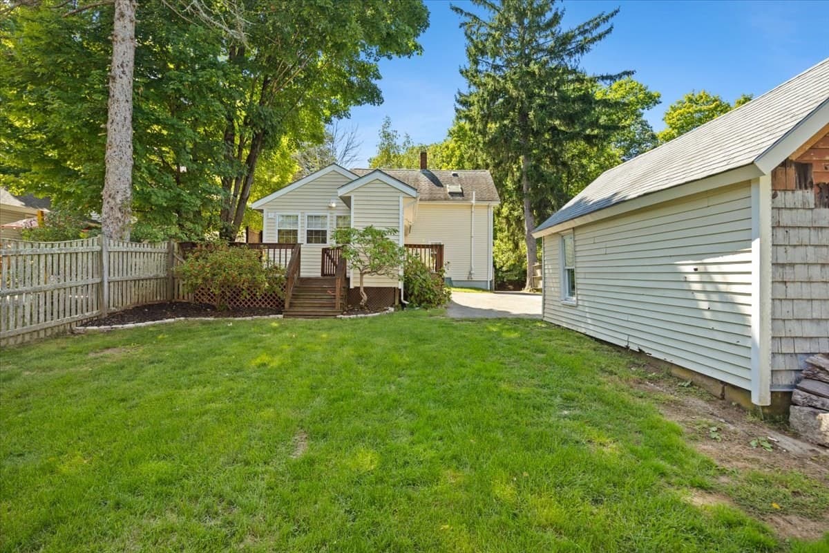 Single Family Residence at 177 West Street, North Attleboro MA 02760, North Attleboro, photo 5 of 39