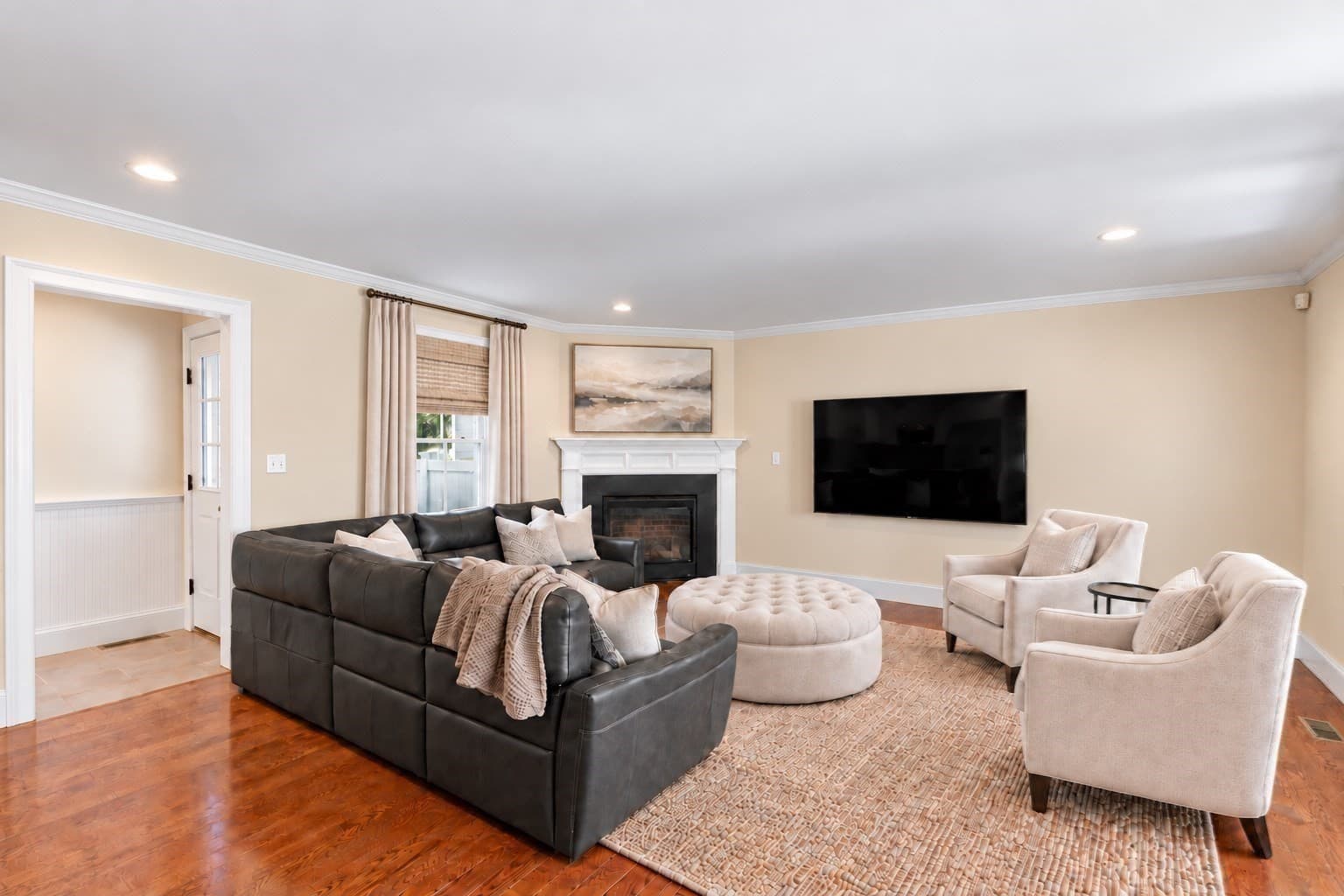 Condominium at 80 Pleasant St # 80, Medfield MA 02052, Medfield, photo 13 of 42