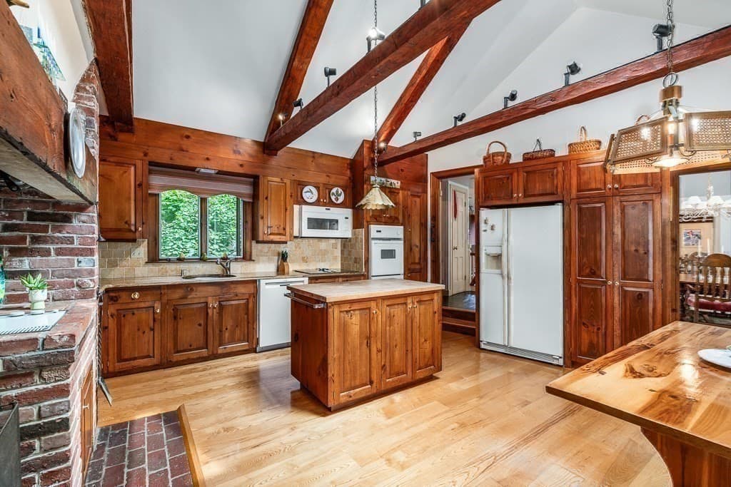 Single Family Residence at 9 Elm Top, Beverly MA 01915, Beverly, photo 13 of 40