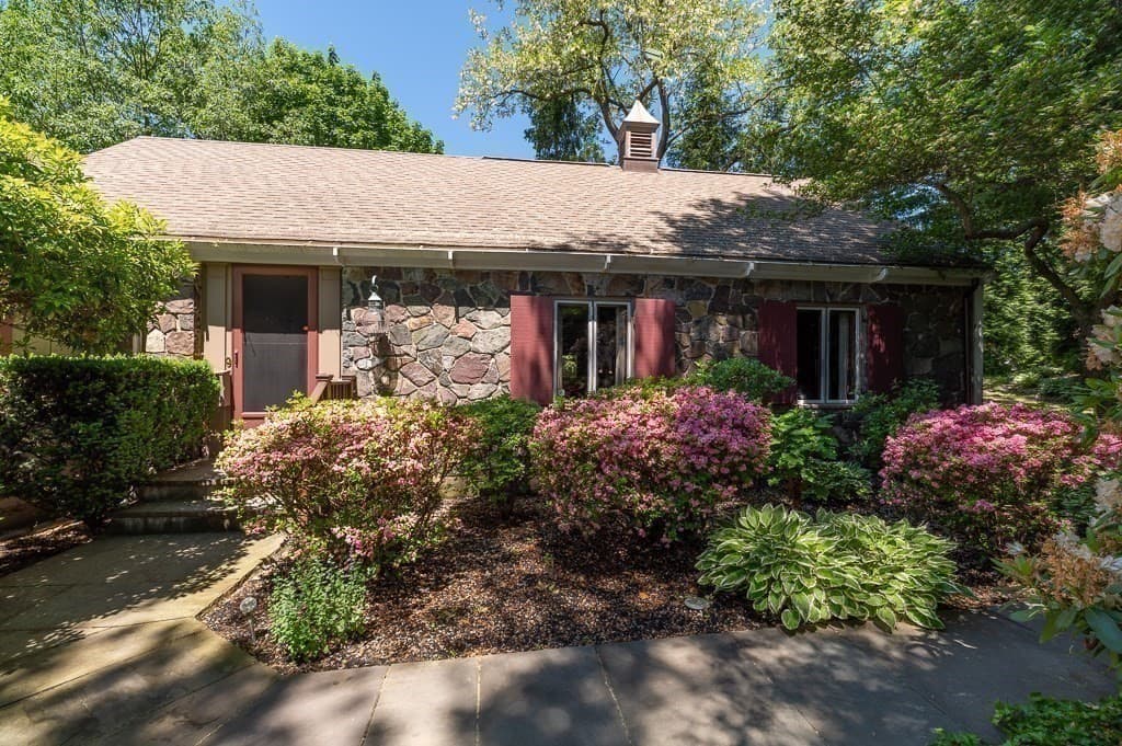 Single Family Residence at 9 Elm Top, Beverly MA 01915, Beverly, photo 25 of 40