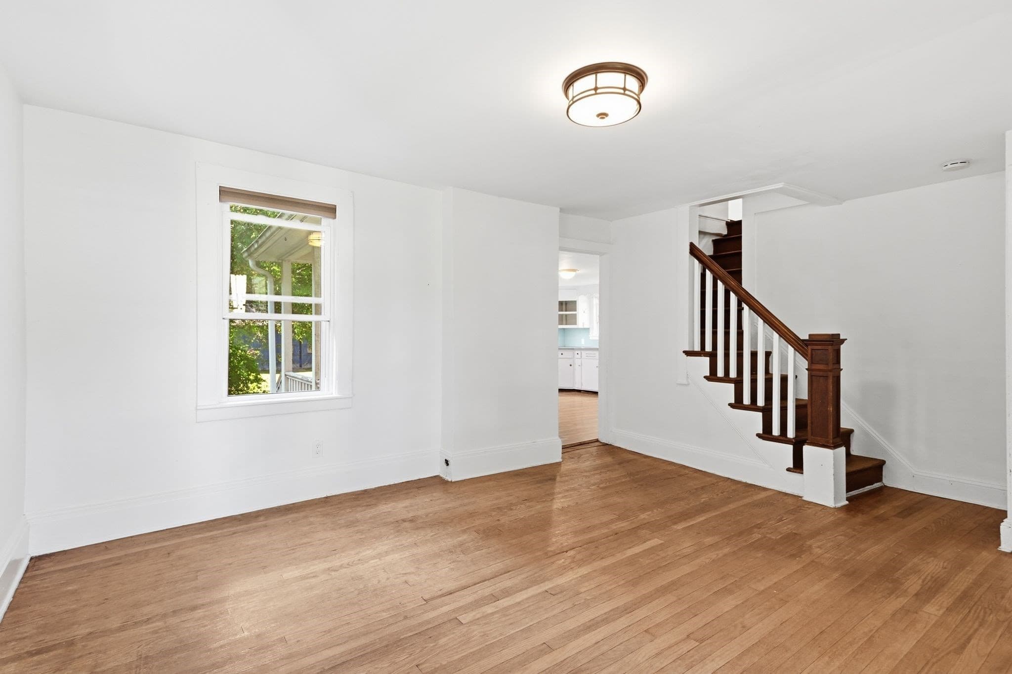 Single Family Residence at 217 N Maple St, Enfield CT 06082, photo 7 of 41