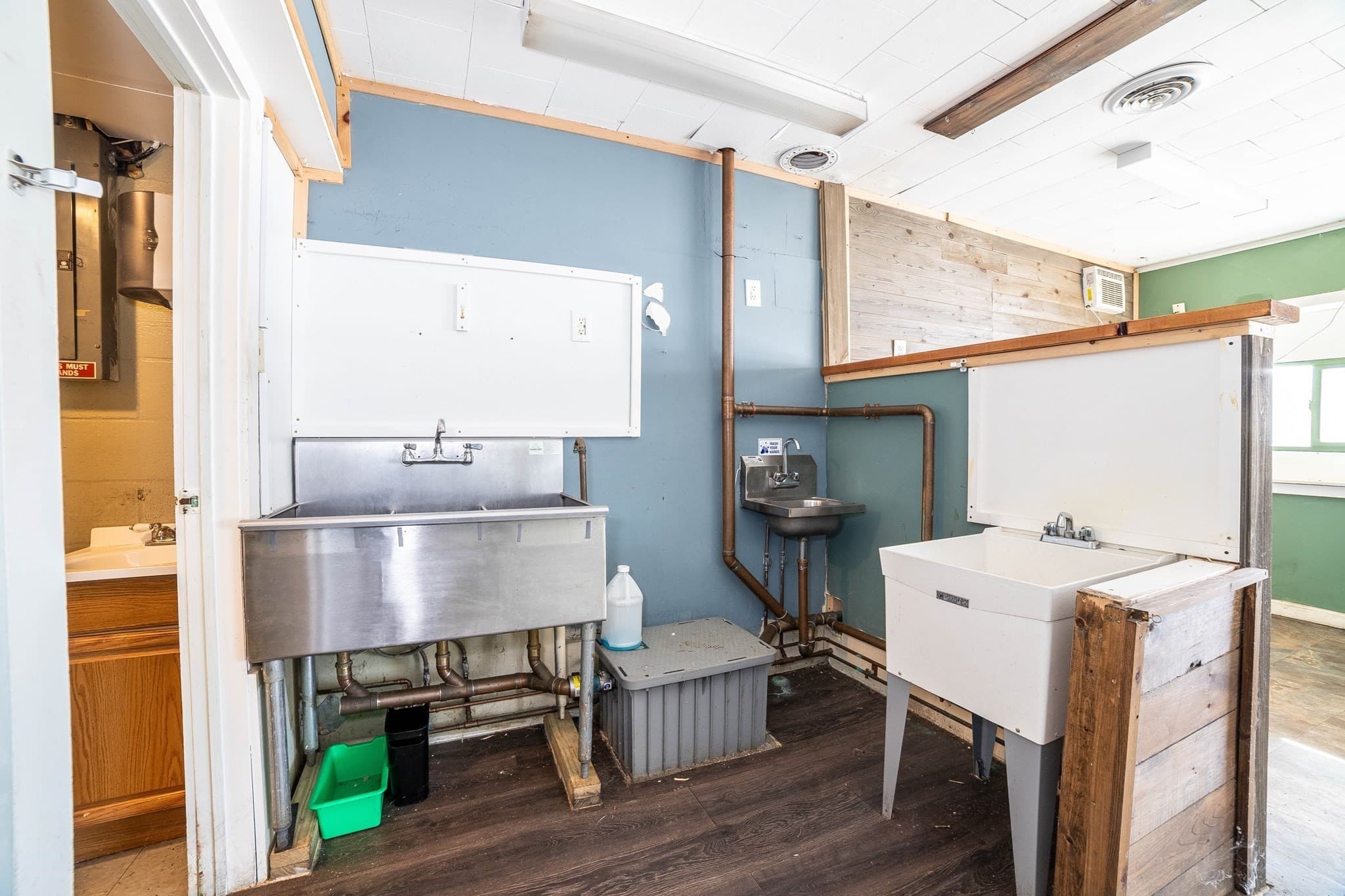 Commercial Sale at 382 Water, Clinton MA 01510, Clinton, photo 12 of 25