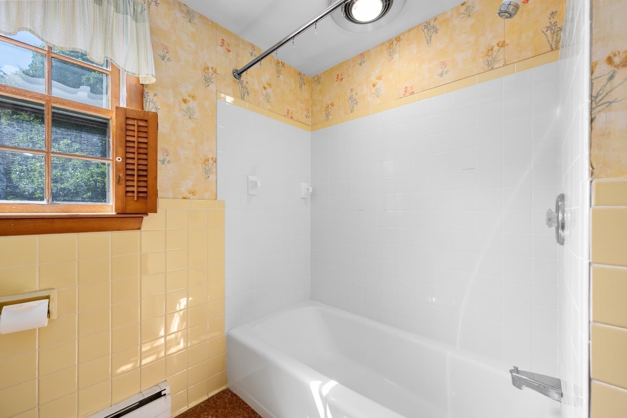 Single Family Residence at 61 Laurel Rd, Barnstable MA 02632, Barnstable, photo 20 of 38