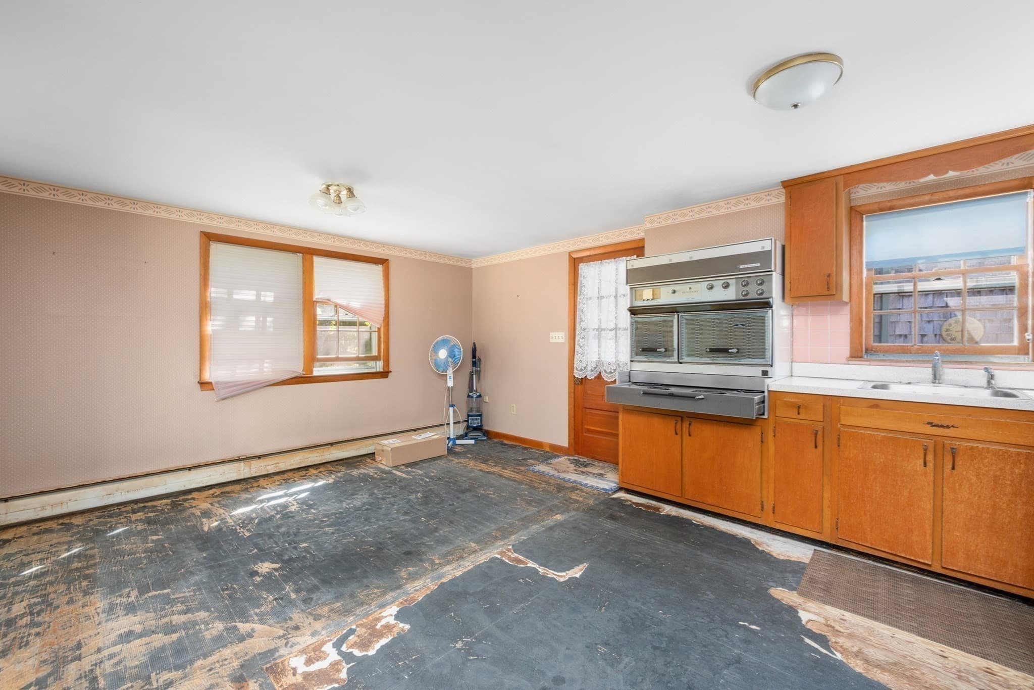 Single Family Residence at 61 Laurel Rd, Barnstable MA 02632, Barnstable, photo 14 of 38
