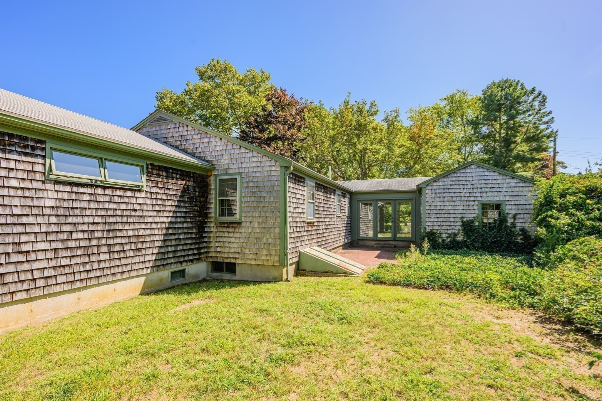 Single Family Residence at 61 Laurel Rd, Barnstable MA 02632, Barnstable, photo 29 of 38