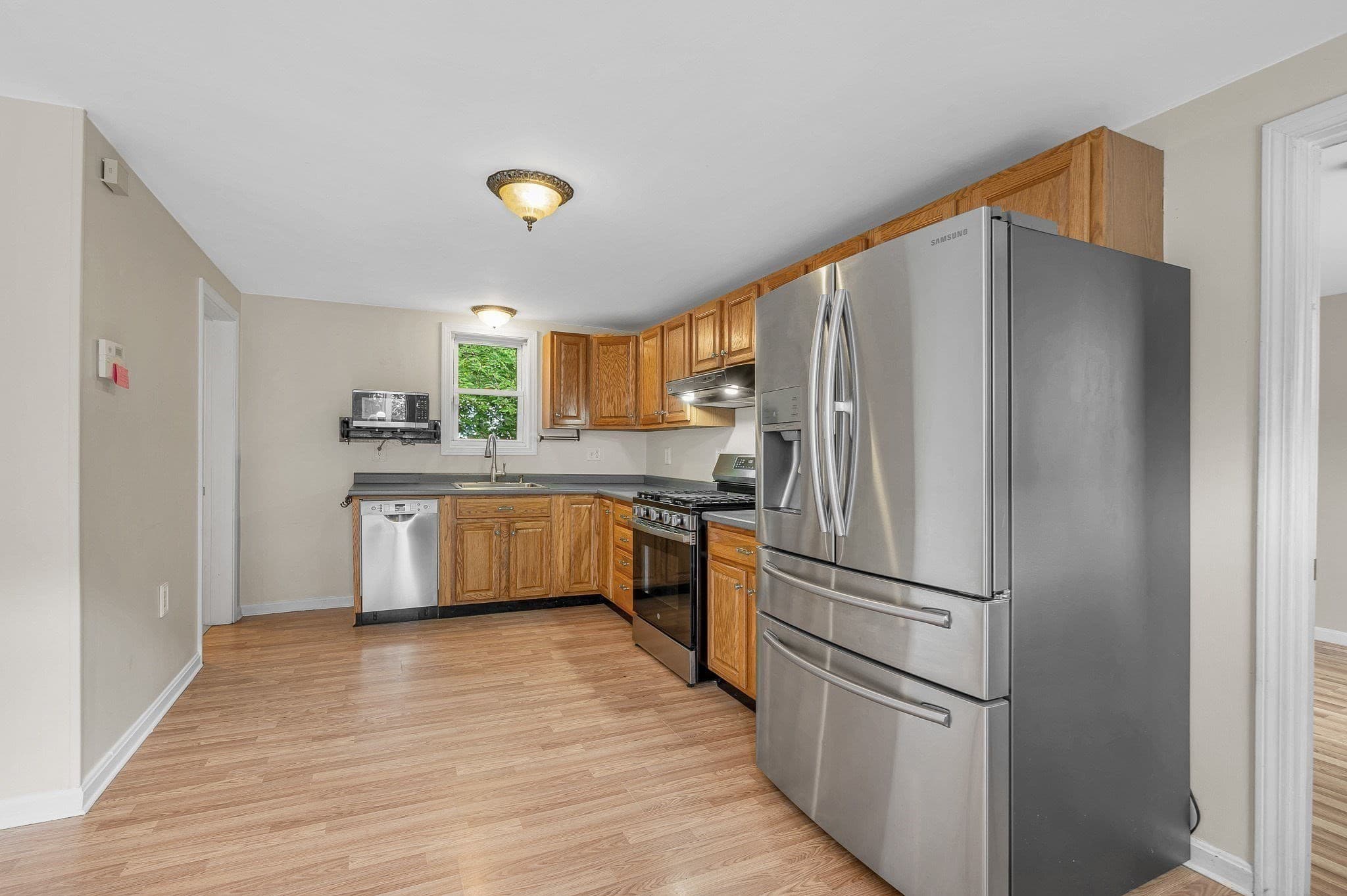 Single Family Residence at 115 Sladen St, Dracut MA 01826, Dracut, photo 5 of 39