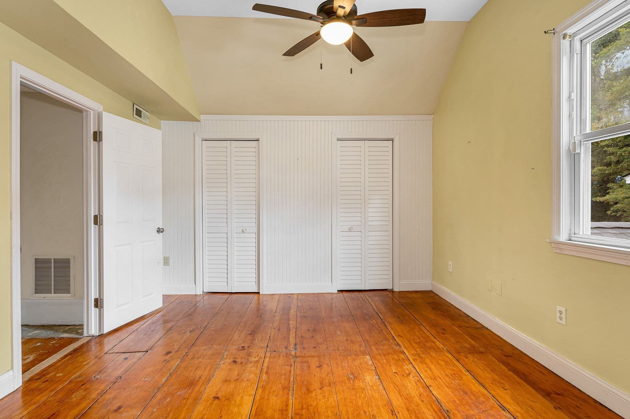 Single Family Residence at 115 Sladen St, Dracut MA 01826, Dracut, photo 30 of 39