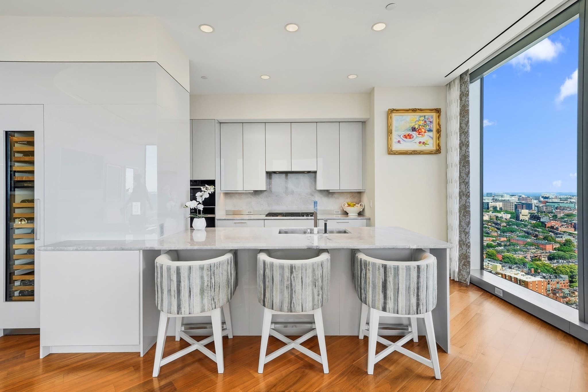 Condominium at 1 Dalton St # 3205, Boston MA 02199, Boston, photo 6 of 42