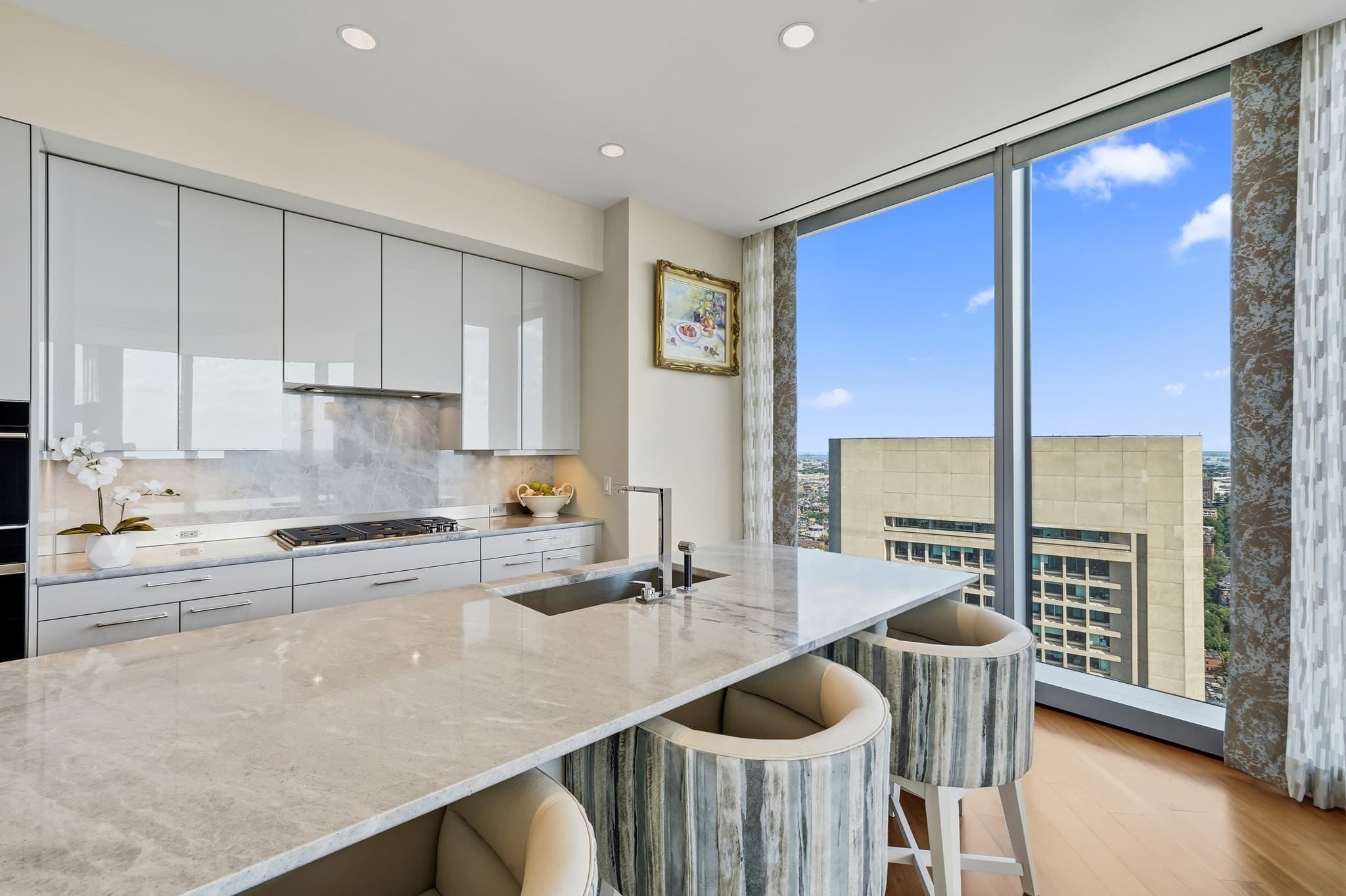 Condominium at 1 Dalton St # 3205, Boston MA 02199, Boston, photo 7 of 42