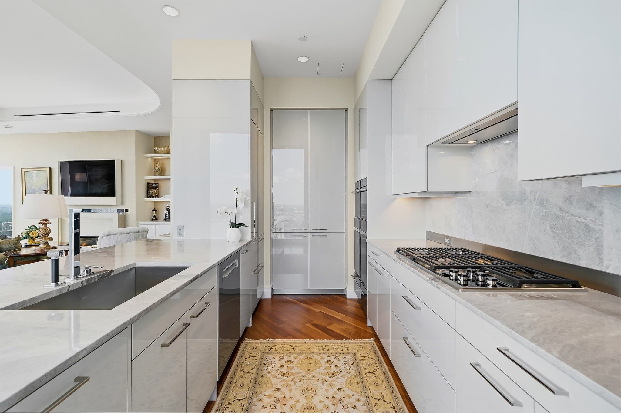 Condominium at 1 Dalton St # 3205, Boston MA 02199, Boston, photo 9 of 42