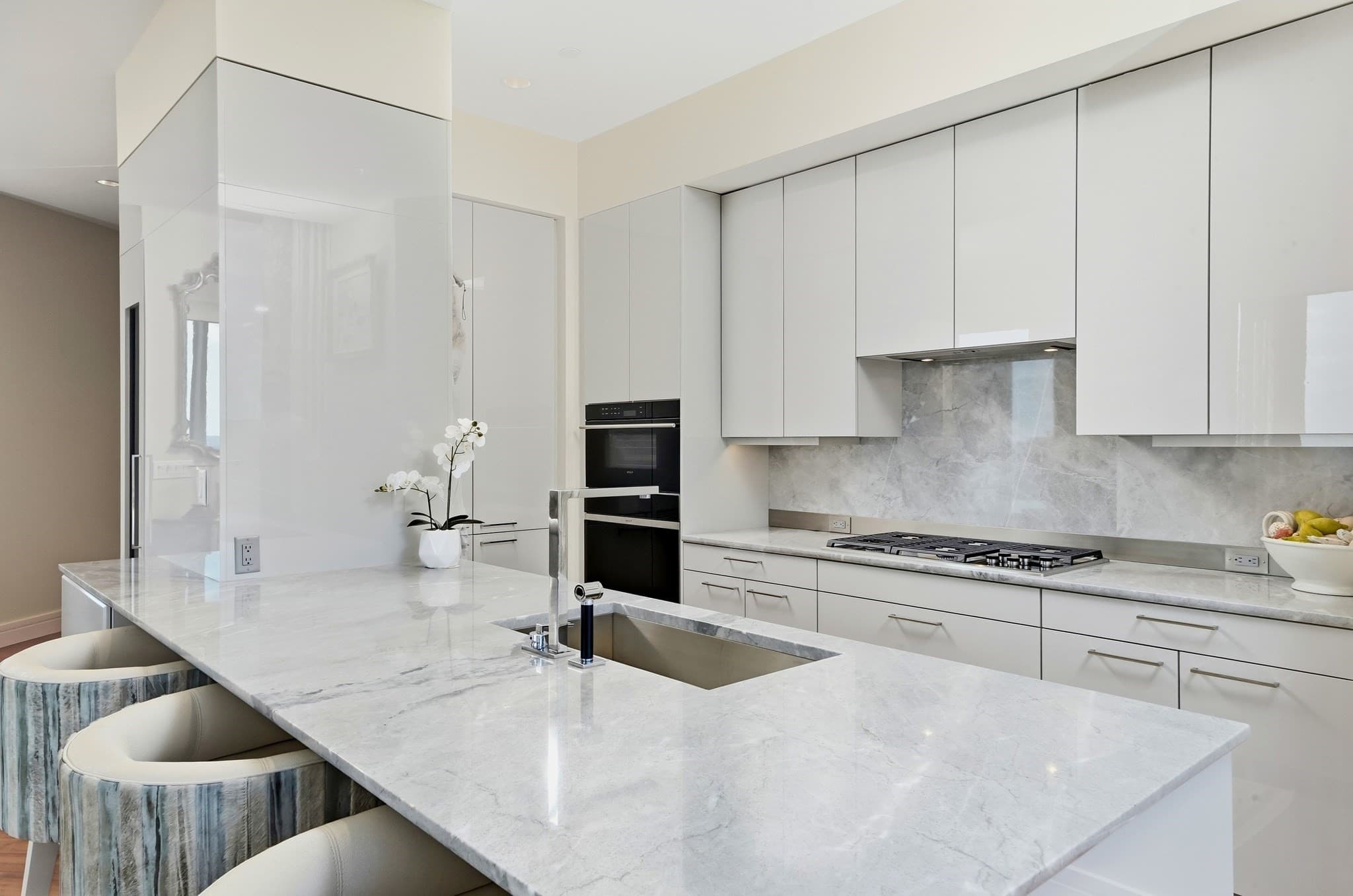 Condominium at 1 Dalton St # 3205, Boston MA 02199, Boston, photo 8 of 42