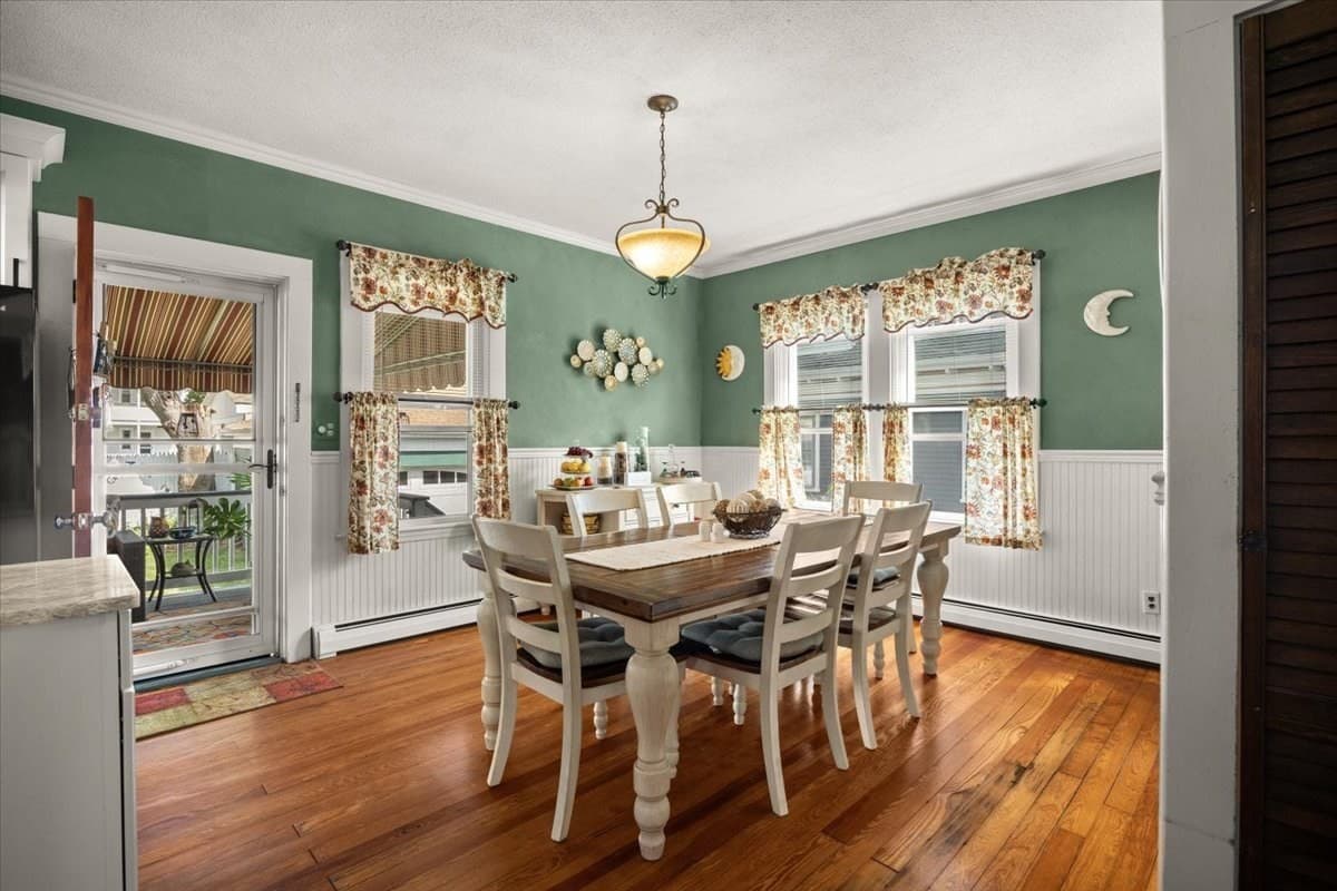 Single Family Residence at 287 Wood St, New Bedford MA 02745, New Bedford, photo 23 of 38