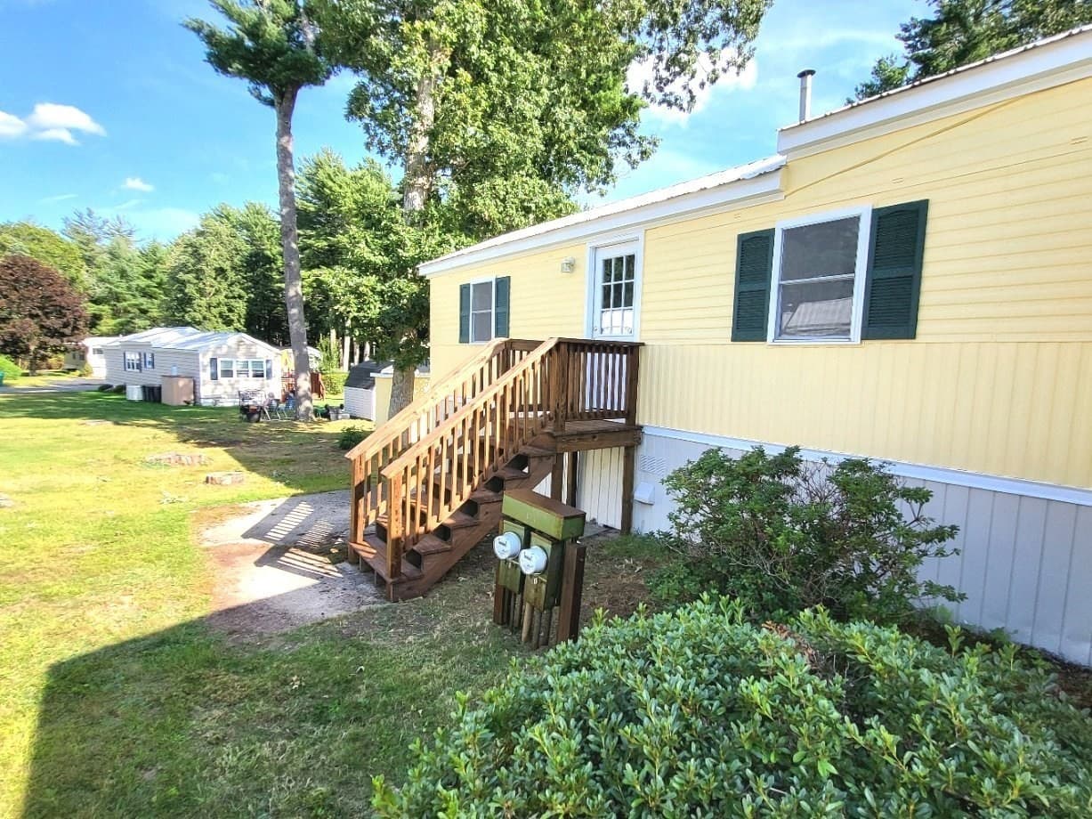 Mobile Home at 45 Redwood Drive, Halifax MA 02338, Halifax, photo 6 of 24