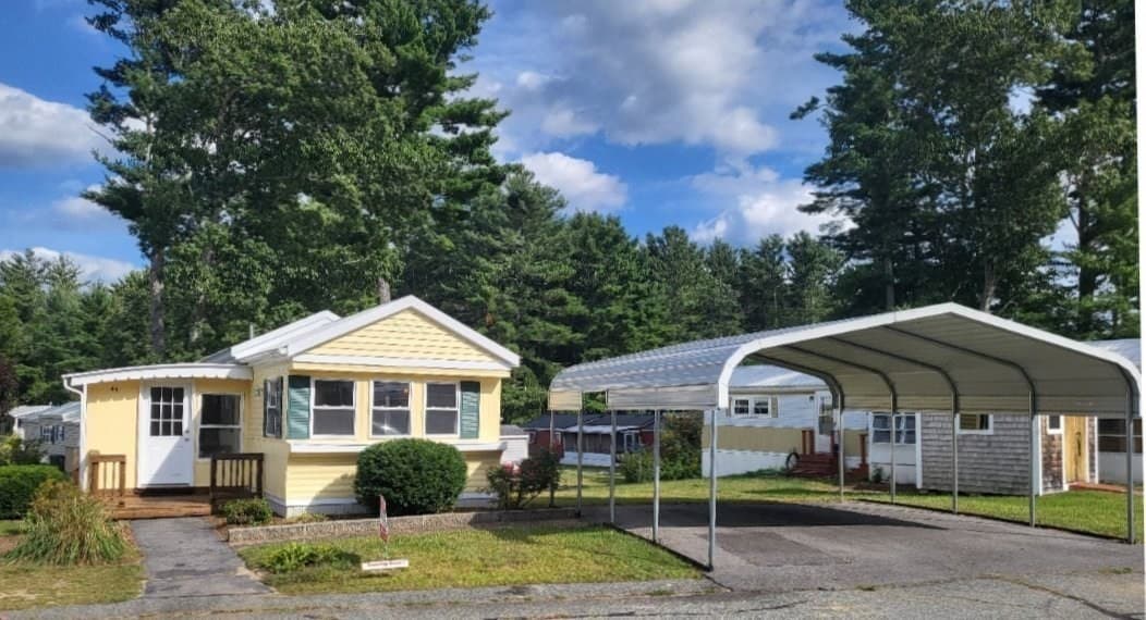 45 Redwood Drive, Halifax MA 02338