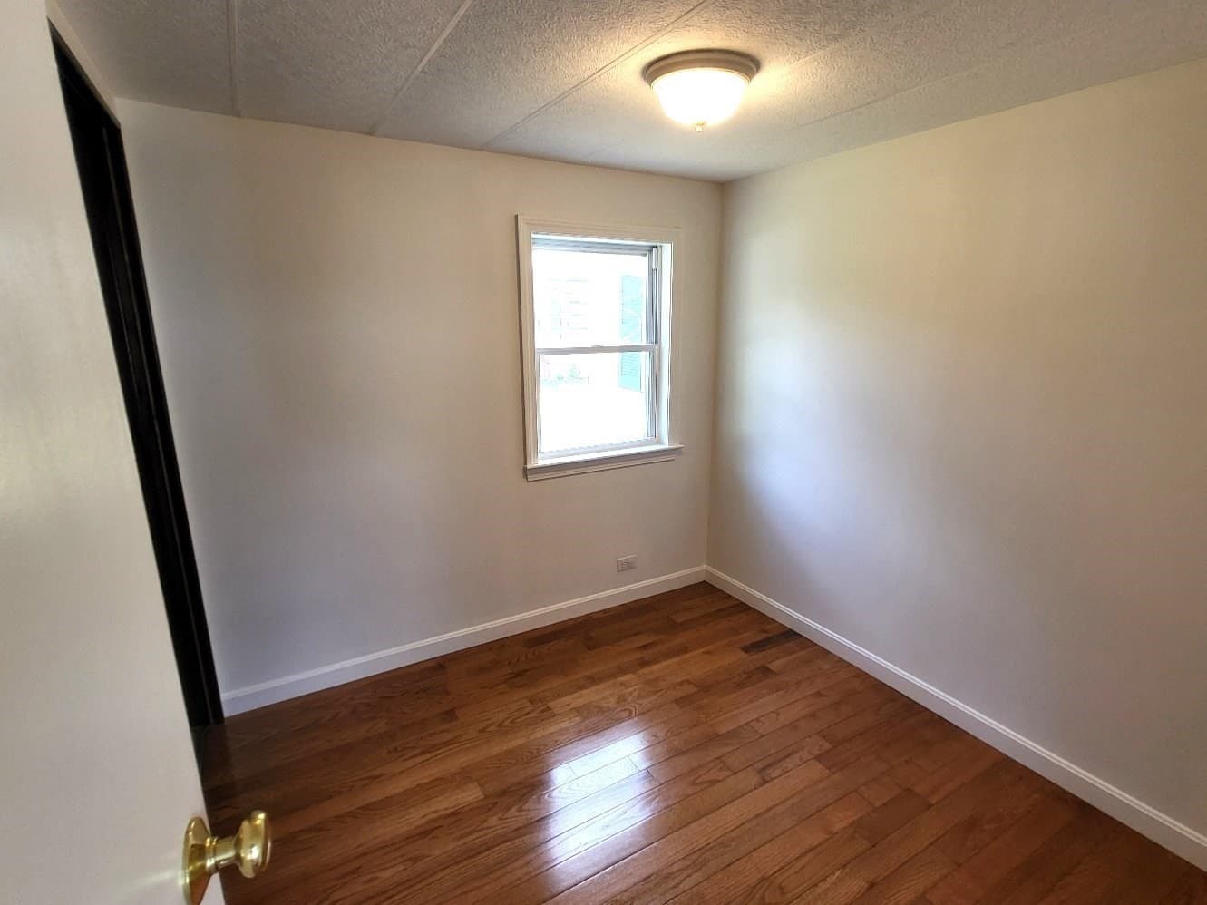 Mobile Home at 45 Redwood Drive, Halifax MA 02338, Halifax, photo 20 of 24