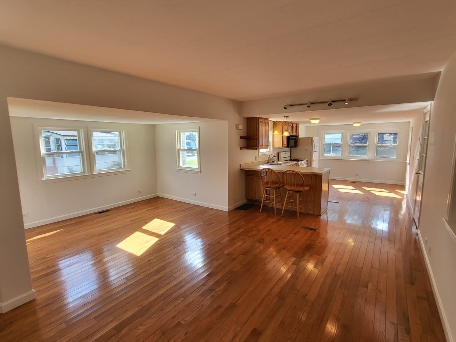 Mobile Home at 45 Redwood Drive, Halifax MA 02338, Halifax, photo 9 of 24