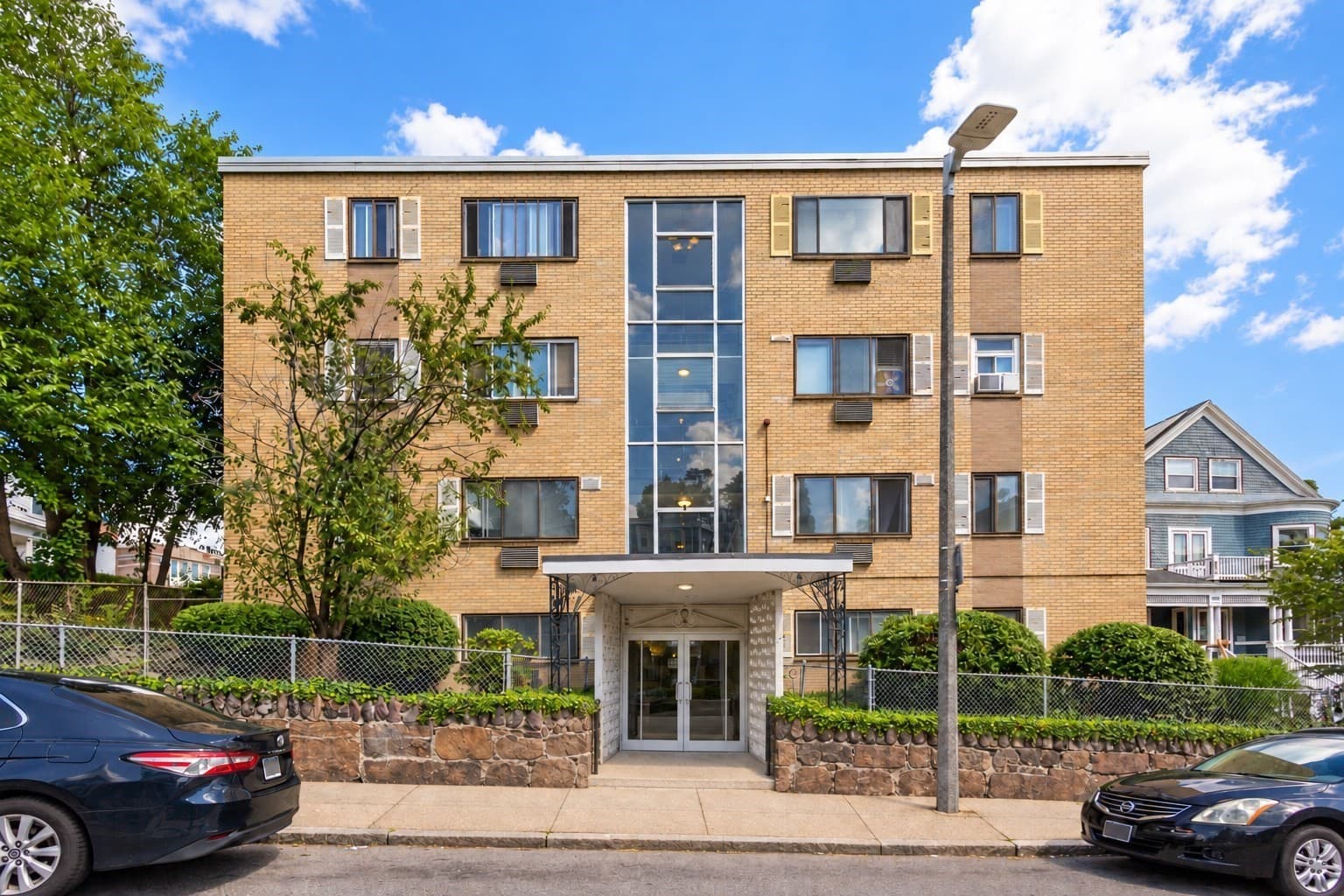 46 Adams St # 4, Boston MA 02122