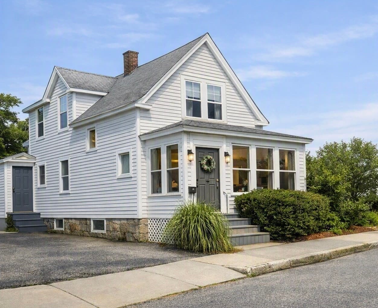 Single Family Residence at 25 Parker Hill Ave, Milford MA 01757, Milford, photo 2 of 30