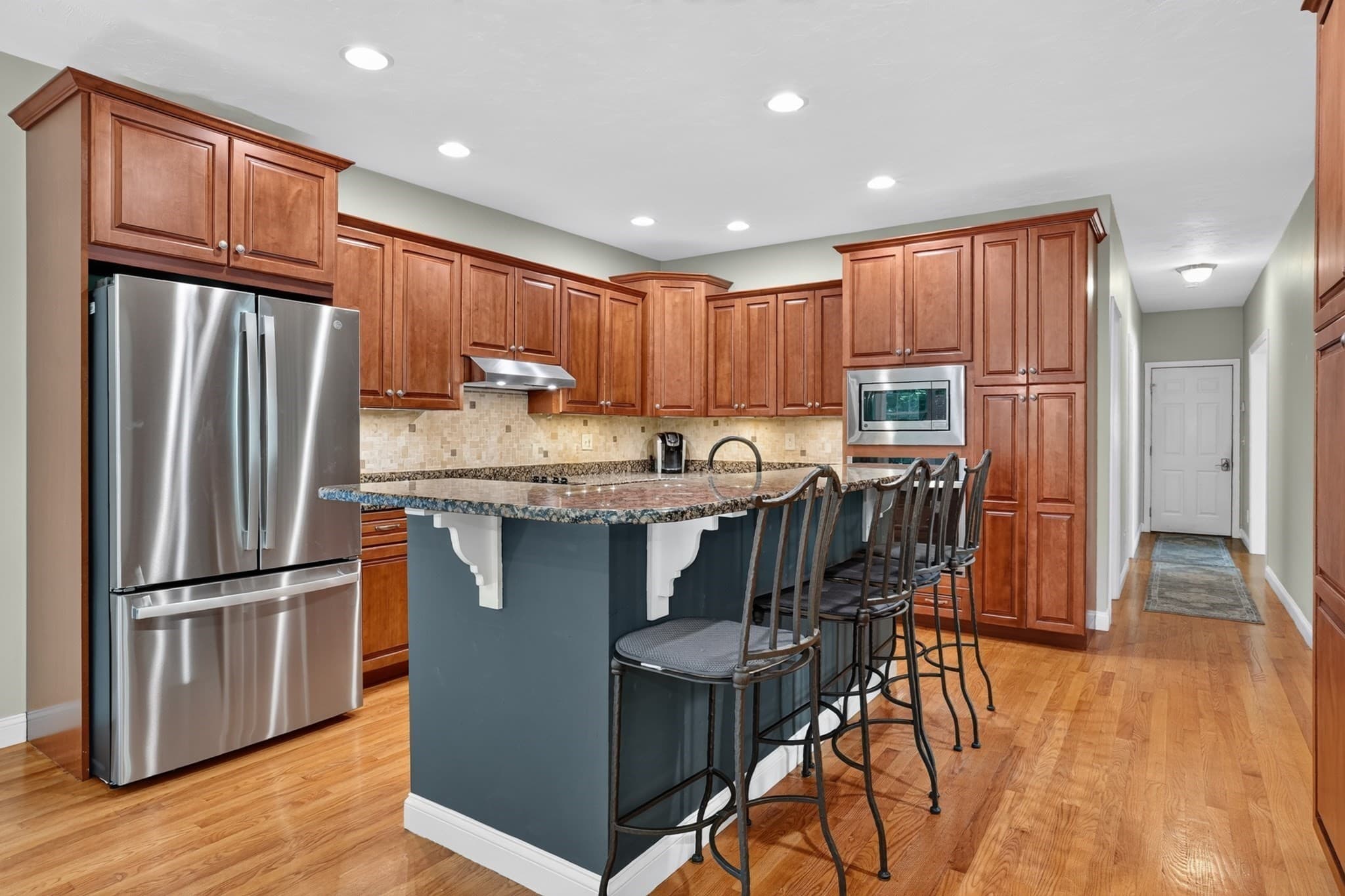 Single Family Residence at 51 Danforth Ln, Bolton MA 01740, Bolton, photo 4 of 42