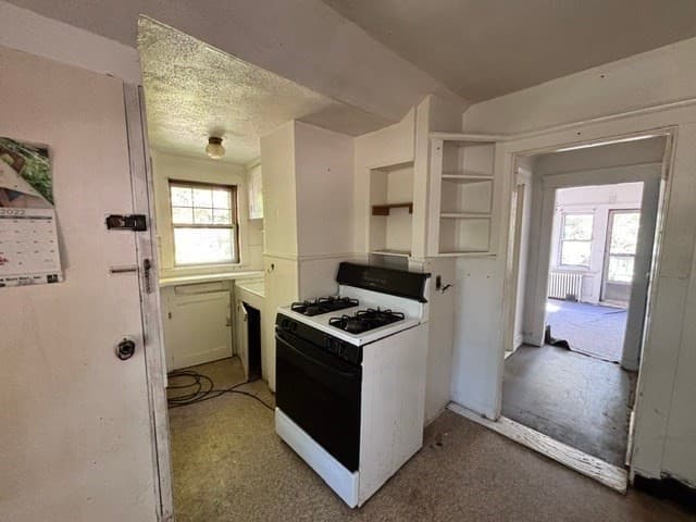 2 Family - 2 Units Up/Down at 126 Lakehurst Ave, Weymouth MA 02189, Weymouth, photo 17 of 26