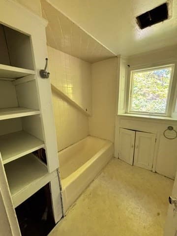 2 Family - 2 Units Up/Down at 126 Lakehurst Ave, Weymouth MA 02189, Weymouth, photo 20 of 26
