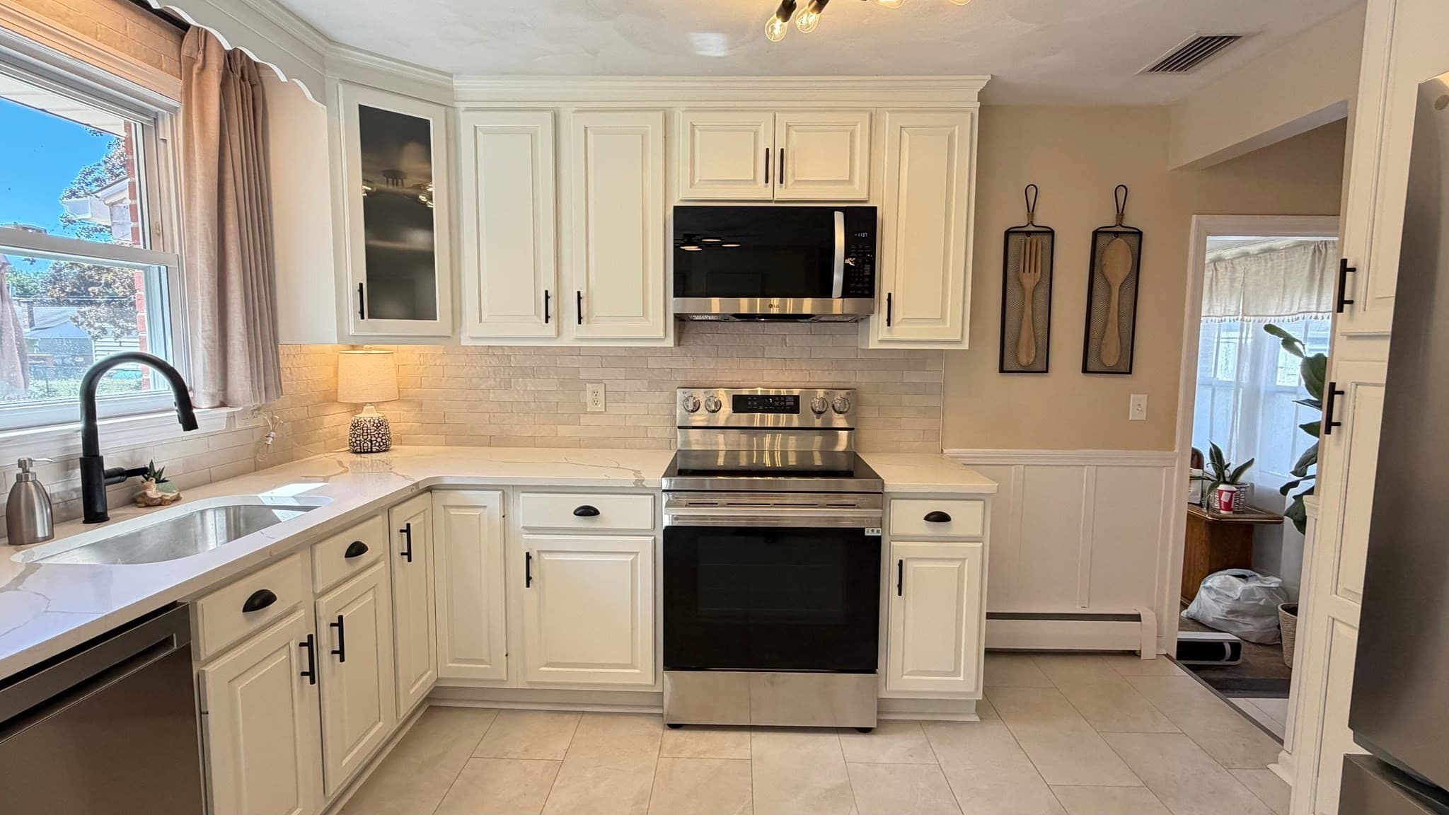 Single Family Residence at 229 Mccarthy Ave, Chicopee MA 01020, Chicopee, photo 8 of 42
