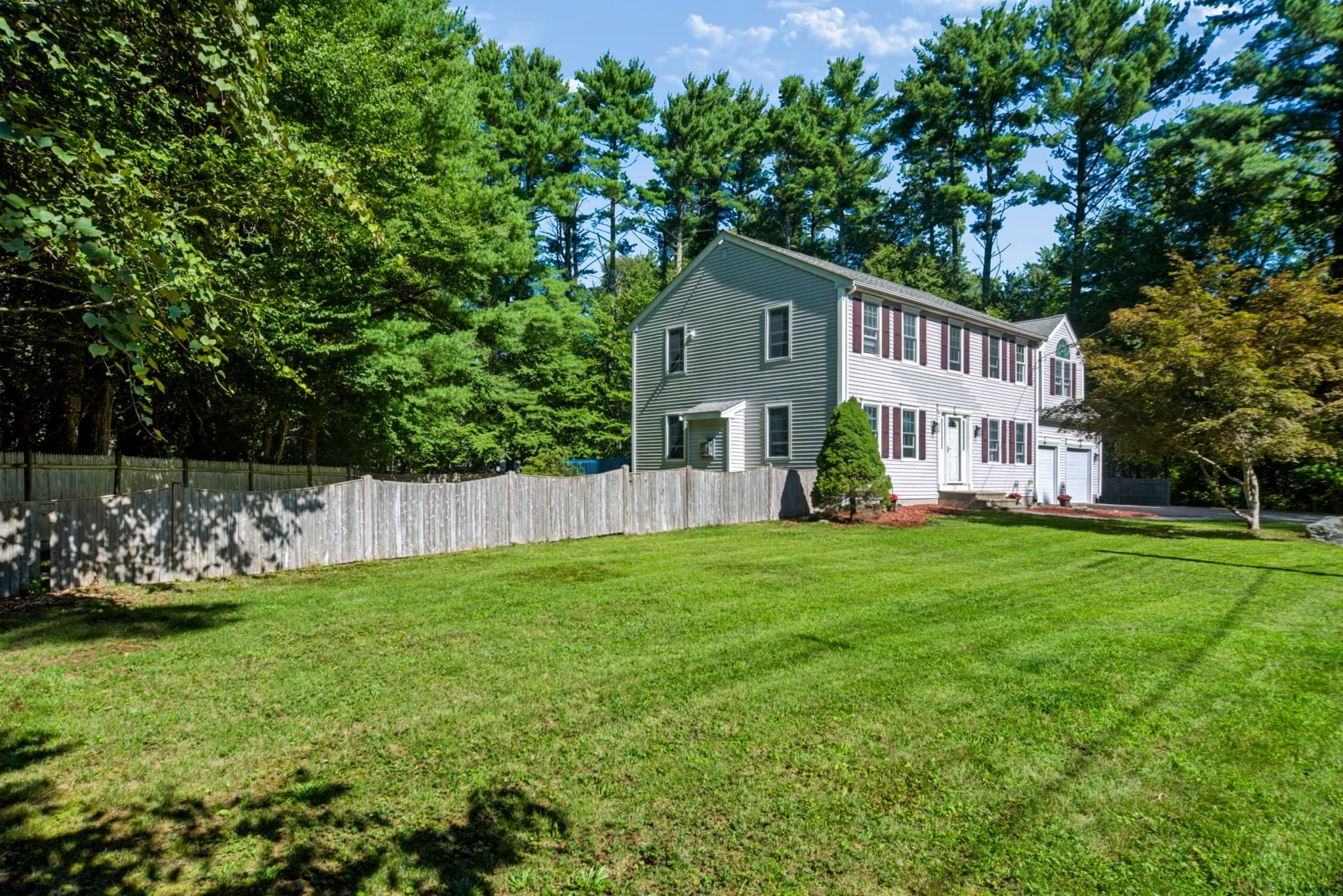 Single Family Residence at 24 Evergreen Rd, Lakeville MA 02347, Lakeville, photo 3 of 33
