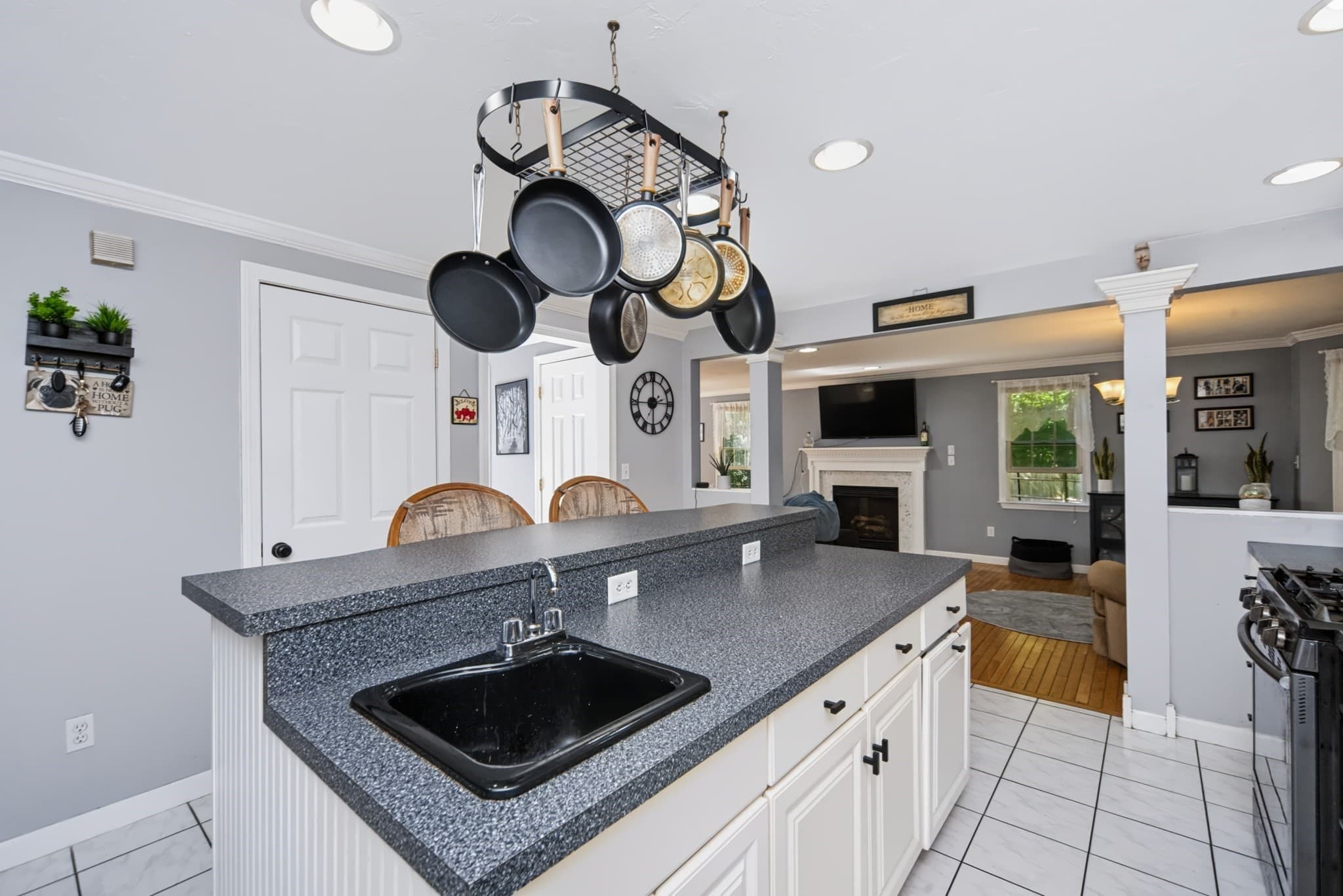 Single Family Residence at 24 Evergreen Rd, Lakeville MA 02347, Lakeville, photo 9 of 33