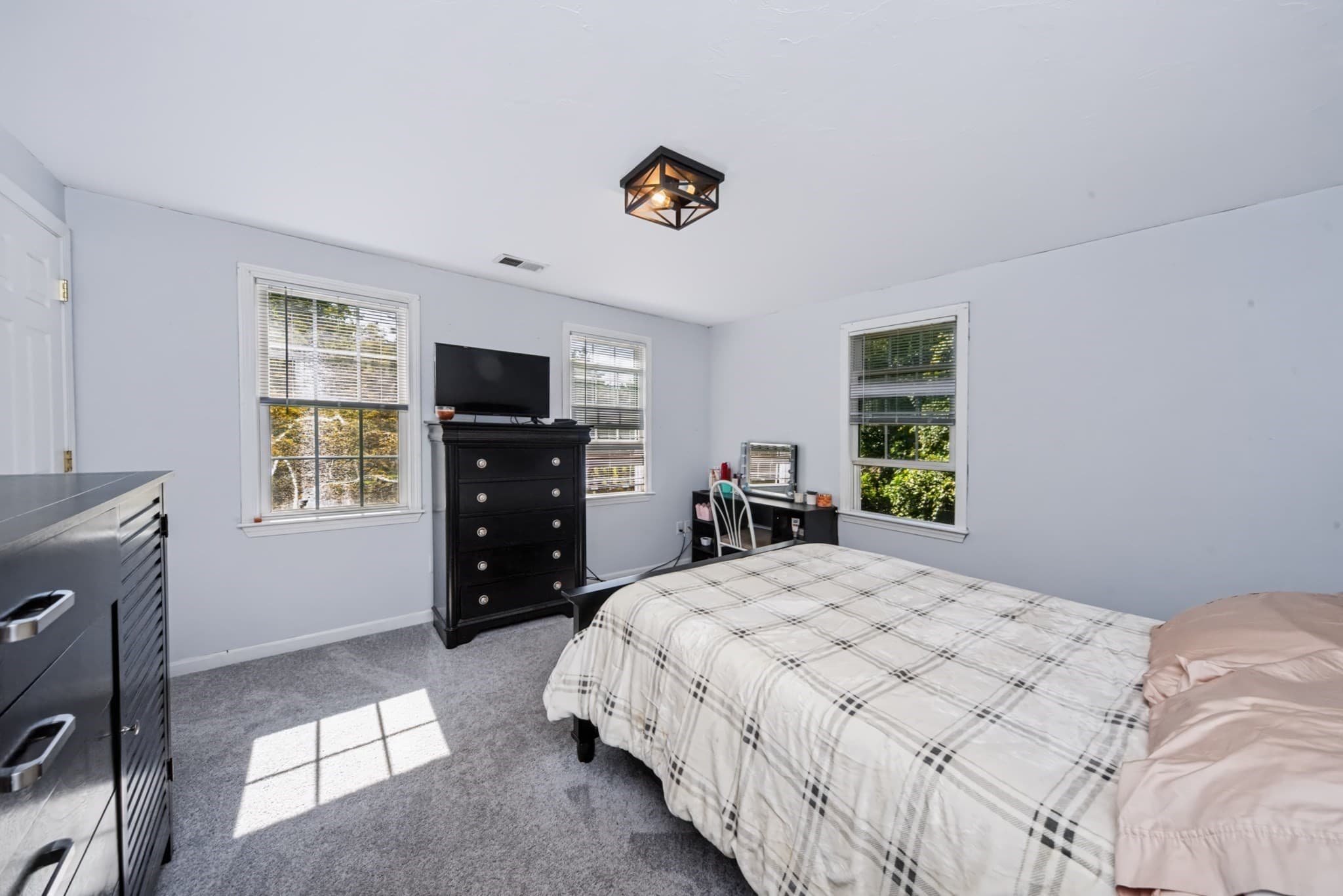 Single Family Residence at 24 Evergreen Rd, Lakeville MA 02347, Lakeville, photo 24 of 33