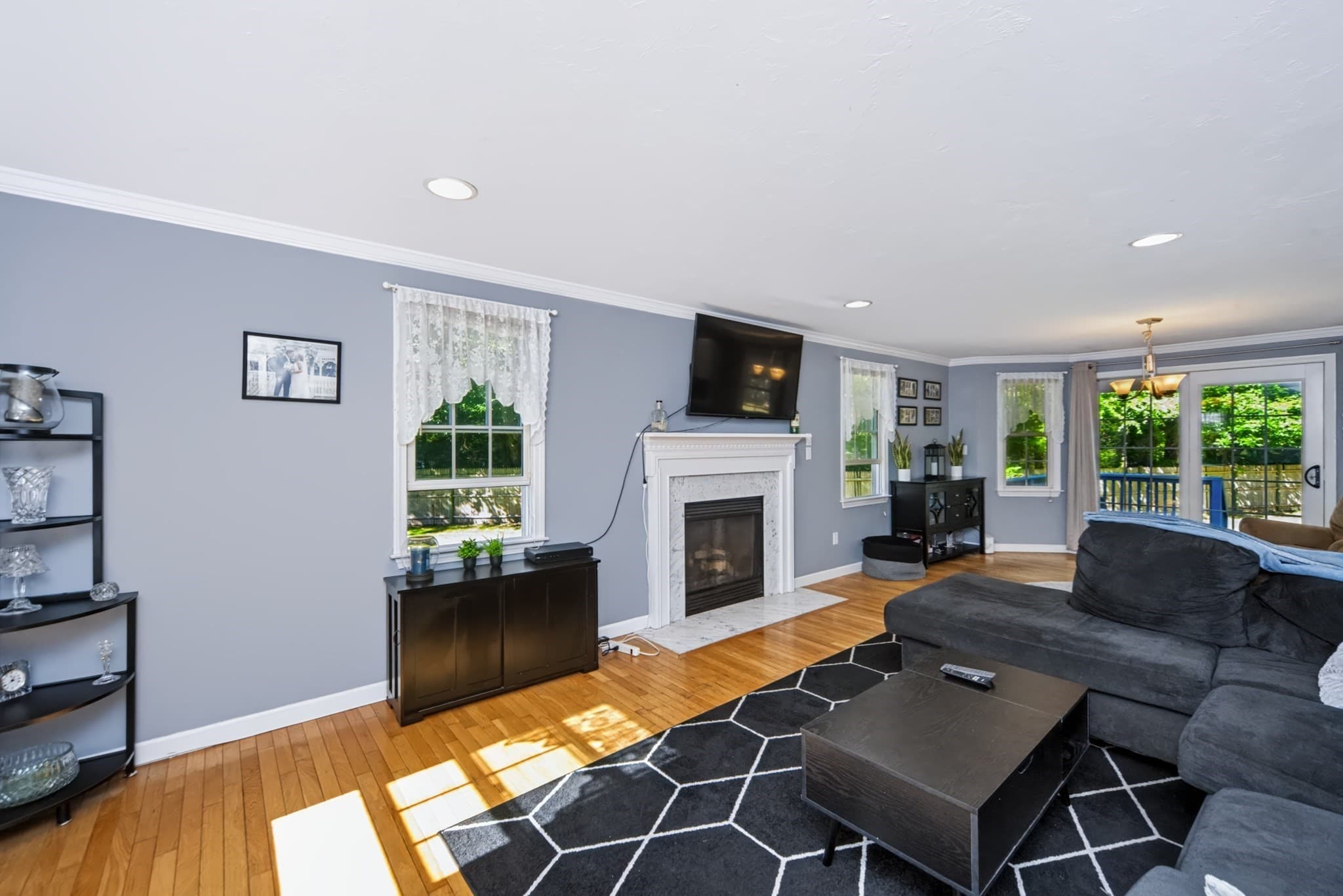 Single Family Residence at 24 Evergreen Rd, Lakeville MA 02347, Lakeville, photo 4 of 33