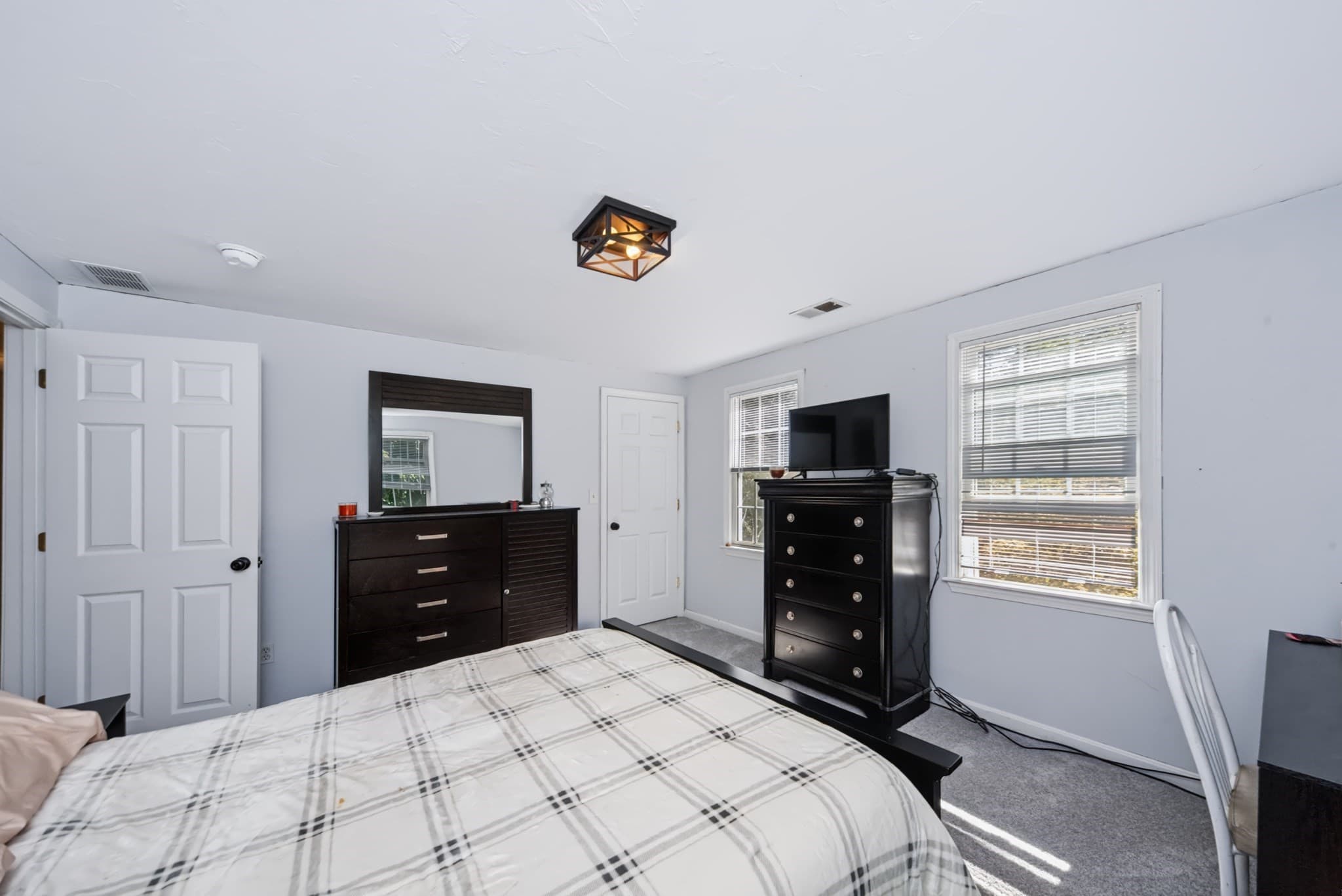 Single Family Residence at 24 Evergreen Rd, Lakeville MA 02347, Lakeville, photo 25 of 33