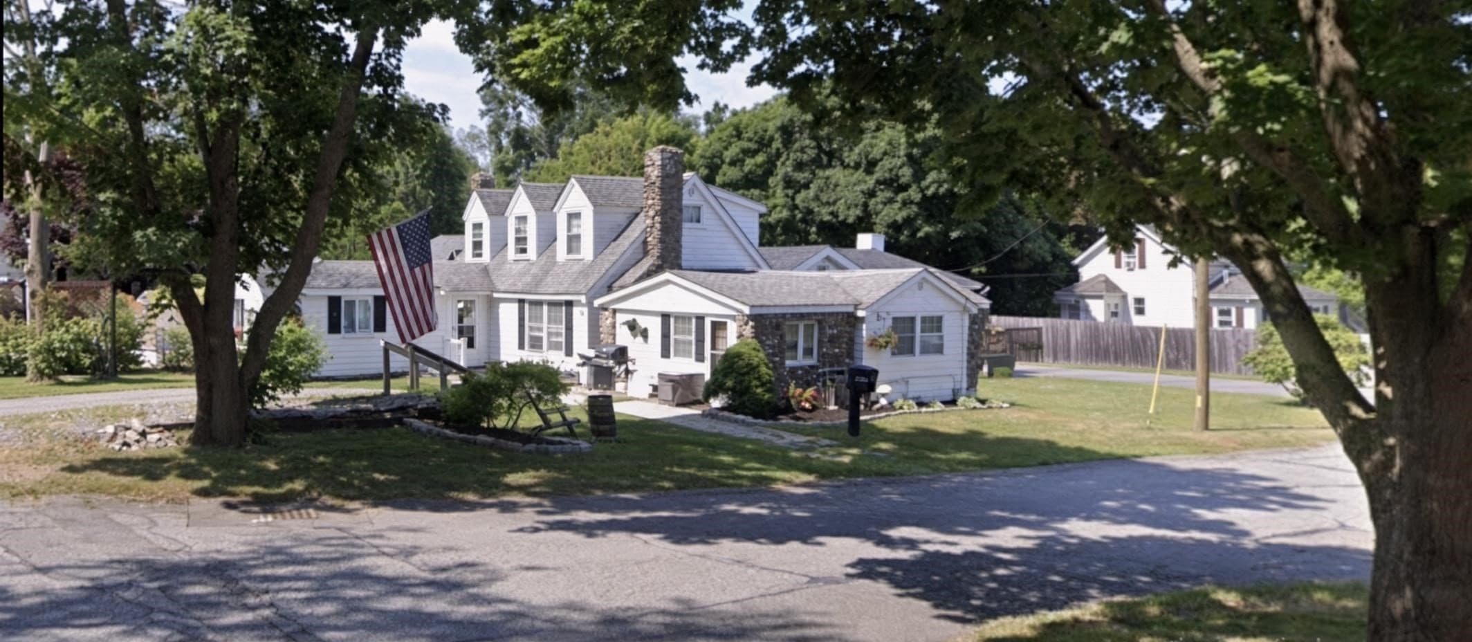 Multi Family at 25 Yale Avenue, Swansea MA 02777, photo 5 of 27