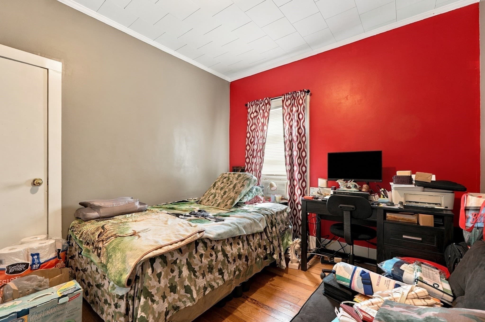Multi Family at 125 Reynolds St, New Bedford MA 02746, New Bedford, photo 40 of 41