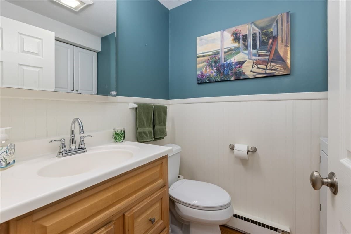 Condominium at 34 Glen Devin St # 34, Amesbury MA 01913, Amesbury, photo 12 of 41