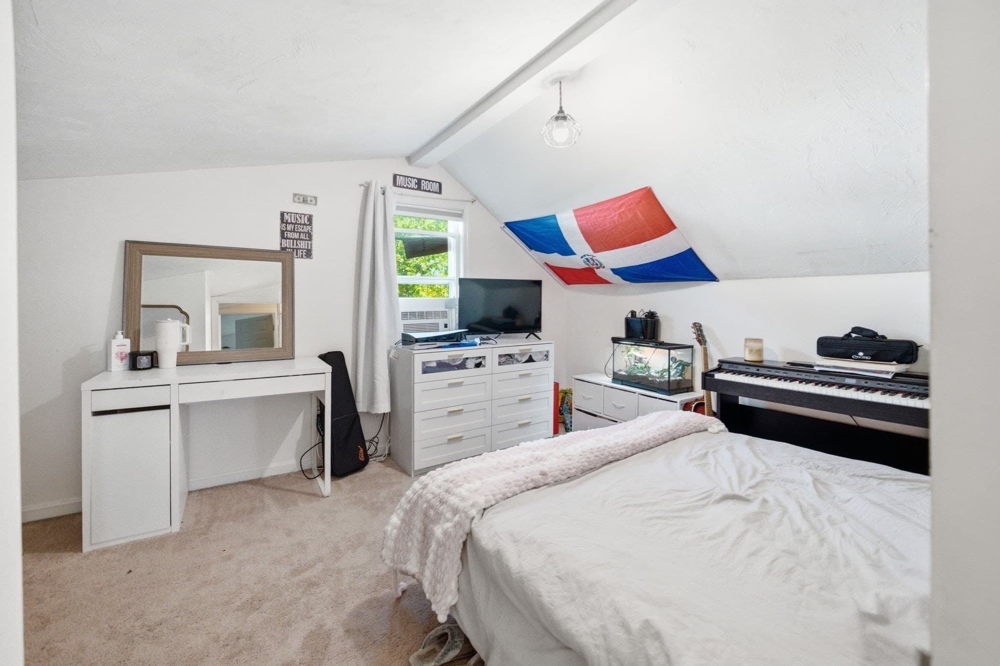 Single Family Residence at 51 Mechanic St, Bellingham MA 02019, Bellingham, photo 24 of 40