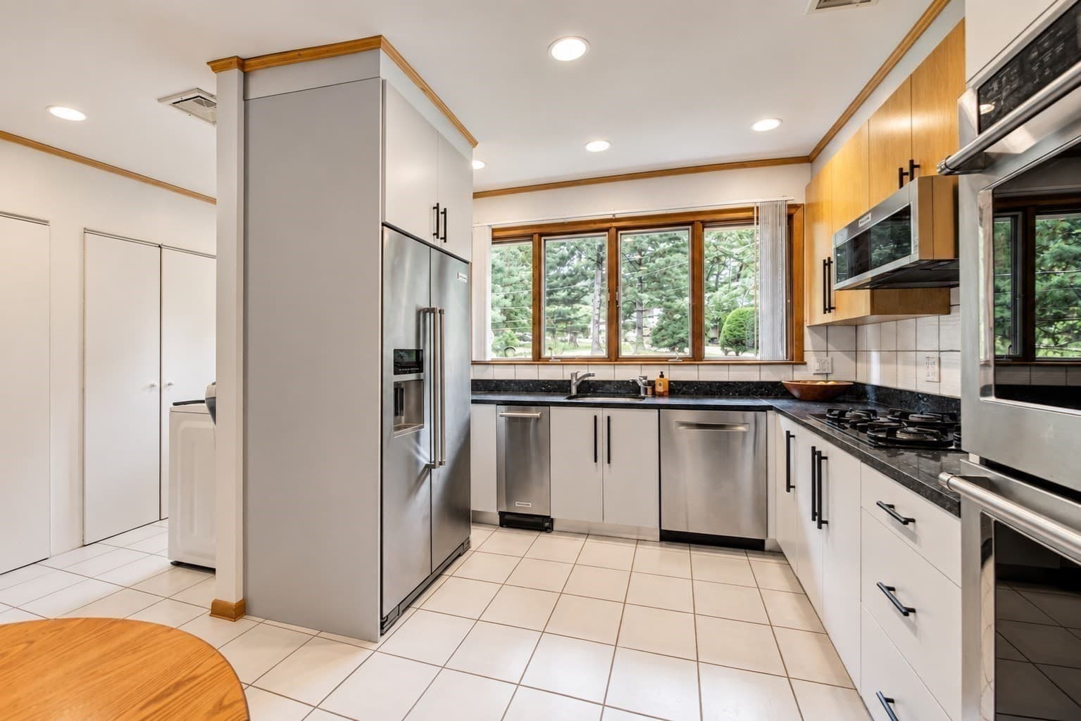 Single Family Residence at 9 West Ridge Dr, Sharon MA 02067, Sharon, photo 12 of 39