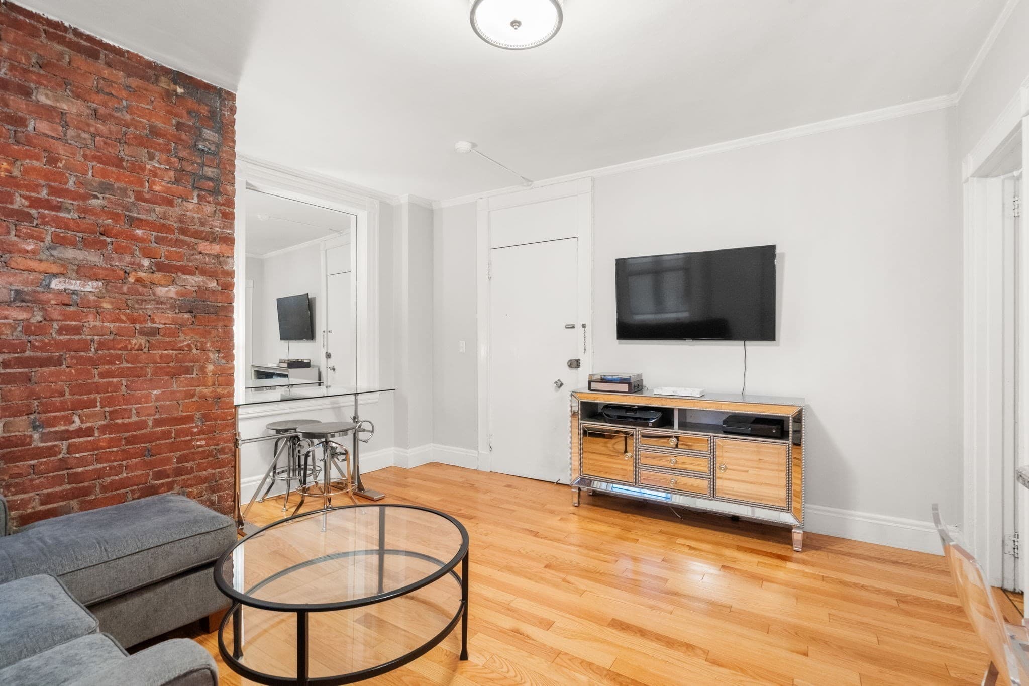 21 Beacon St # 3N, Boston MA 02108
