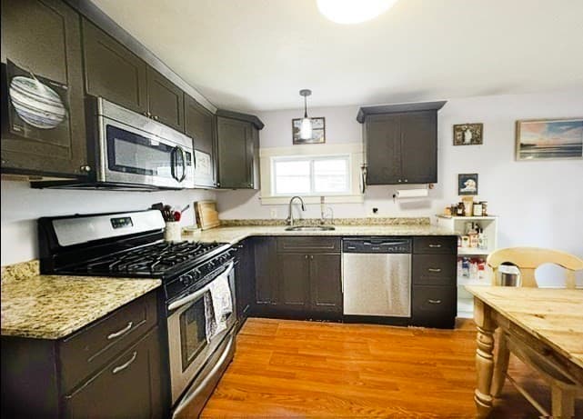 Single Family Residence at 8 May Street, Beverly MA 01915, Beverly, photo 3 of 27