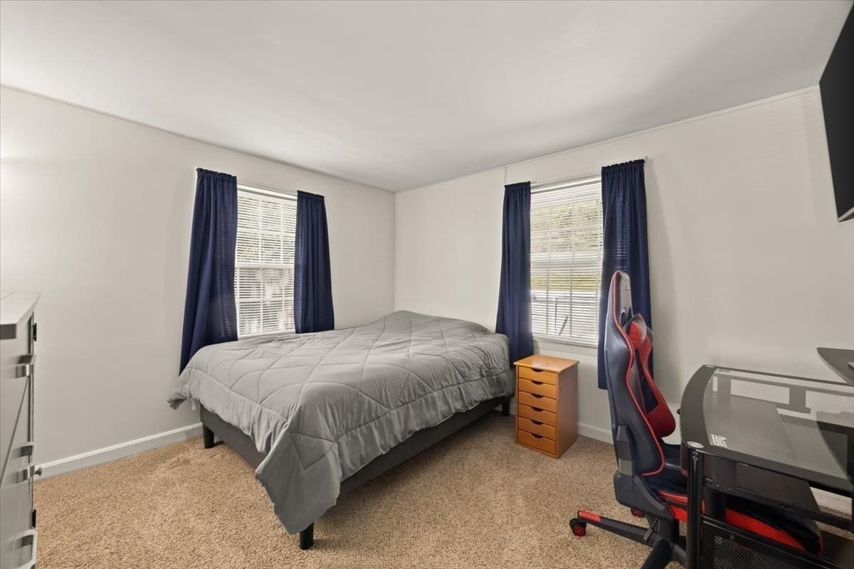 Single Family Residence at 90 Smoke Rise Cir, Swansea MA 02777, Swansea, photo 22 of 32