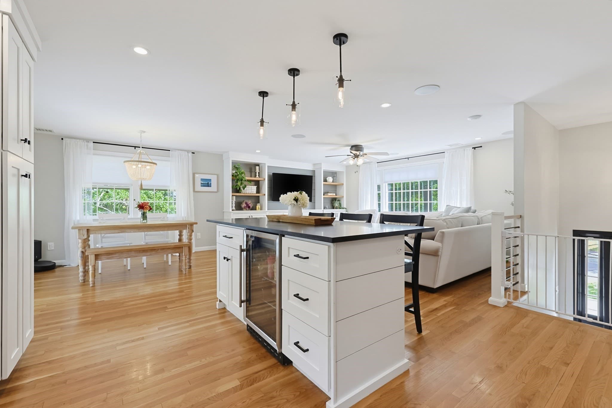 Single Family Residence at 10 Howe Circle, Randolph MA 02368, Randolph, photo 9 of 42