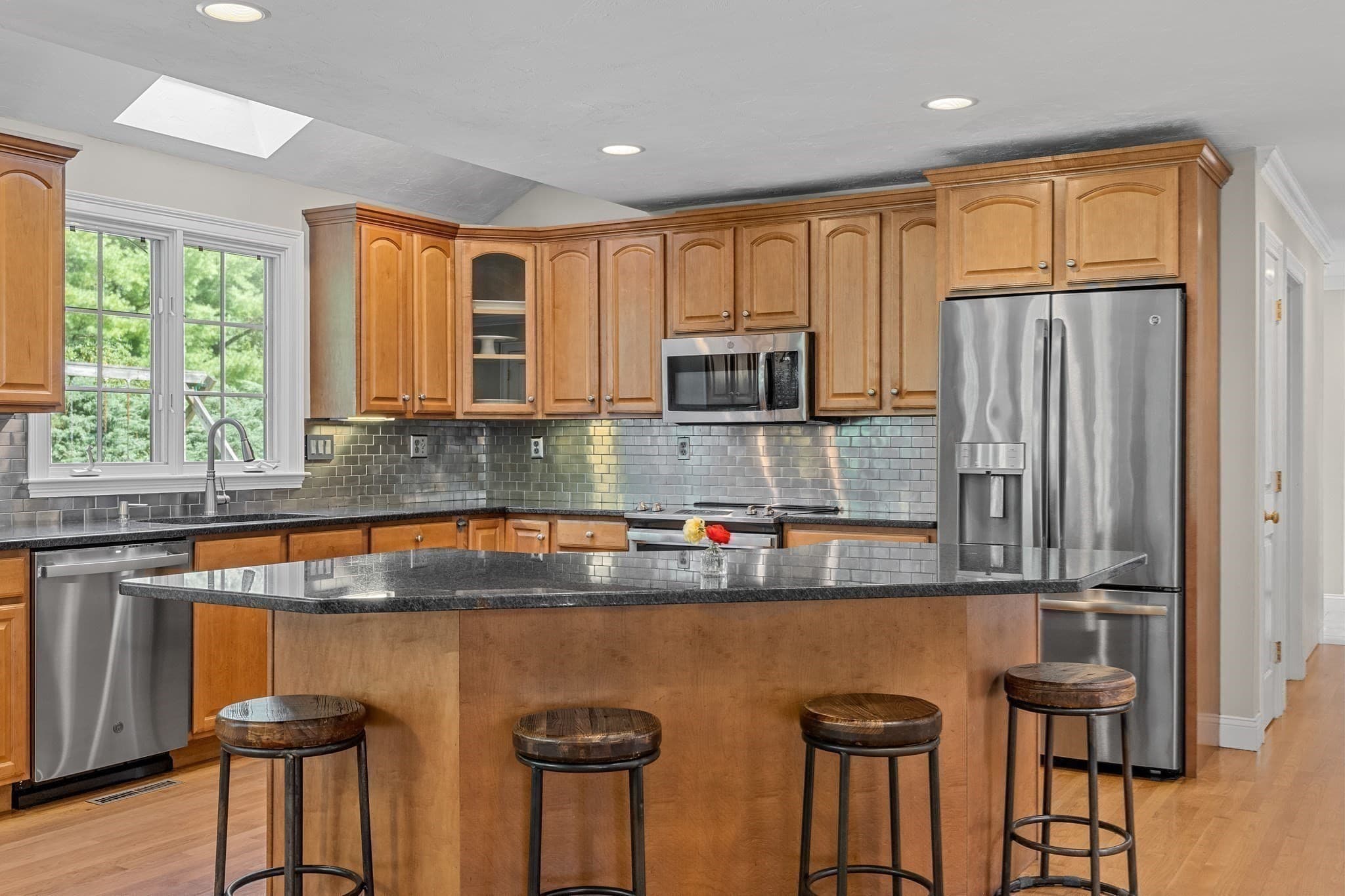 Single Family Residence at 94 Valley Street, Duxbury MA 02332, Duxbury, photo 8 of 40