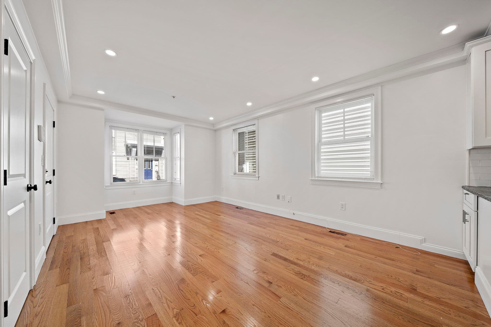 Condominium at 12 Loring St # 1, Boston MA 02127, Boston, photo 6 of 23